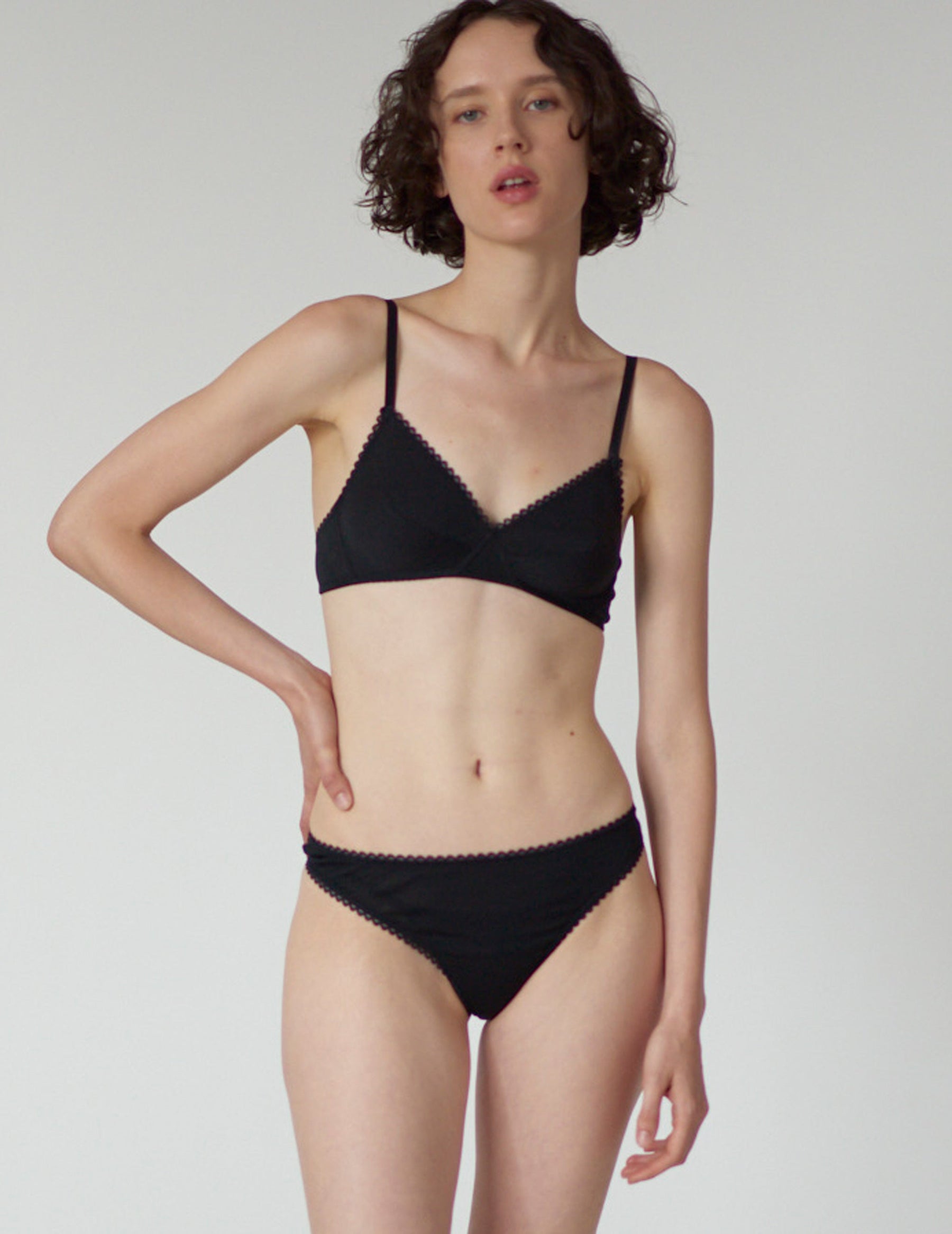 Stella Thong Black