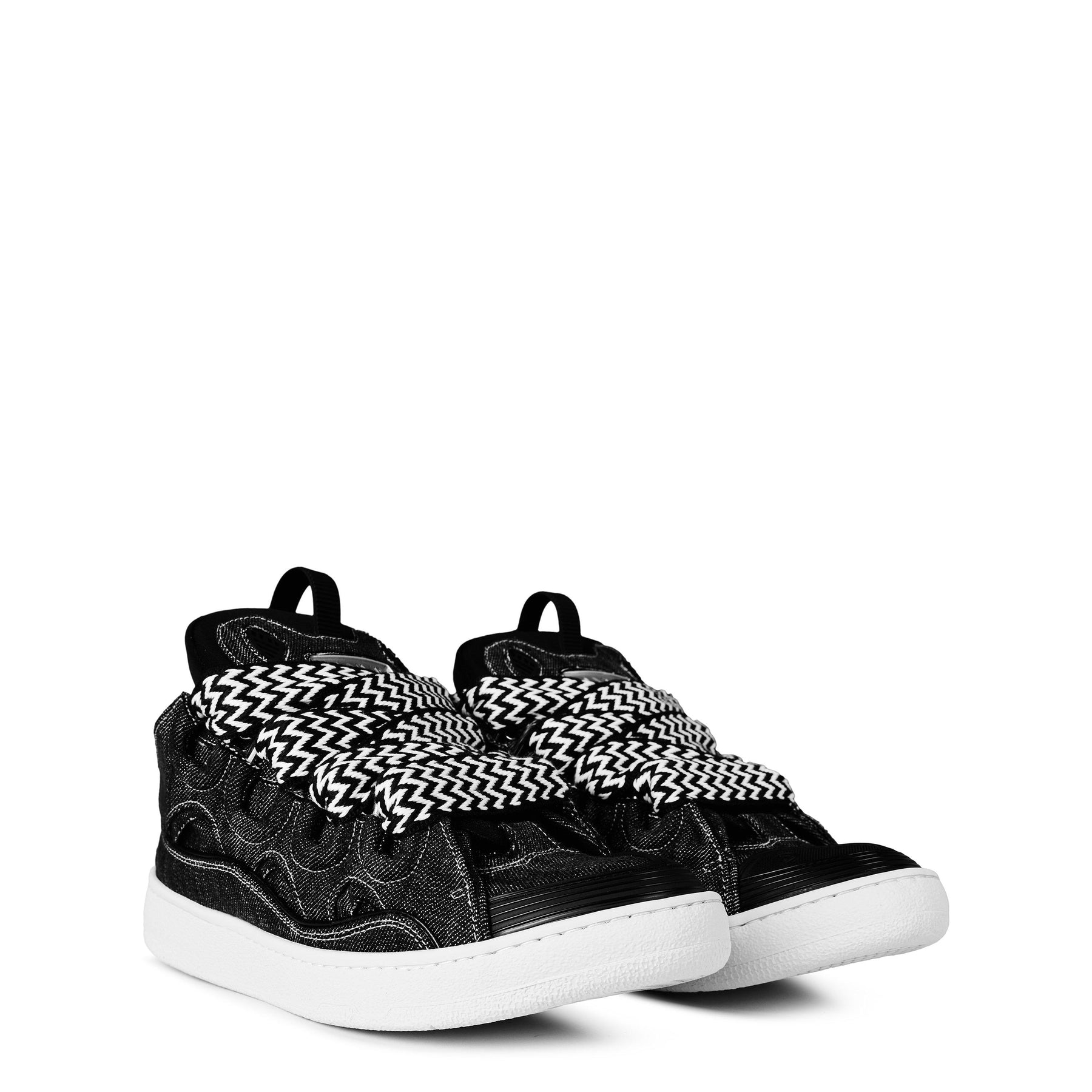 Curb Sneakers