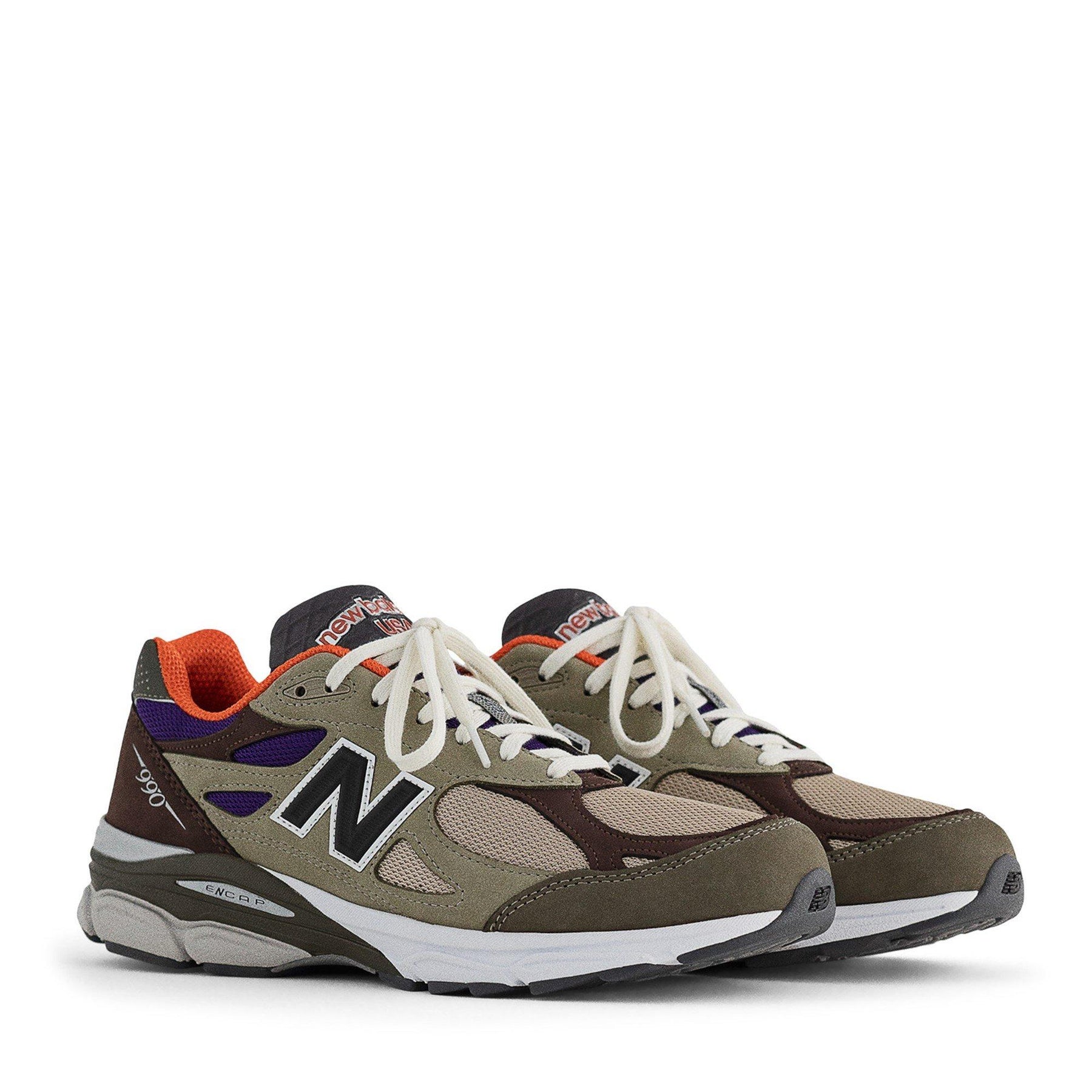 990v3 Shoes