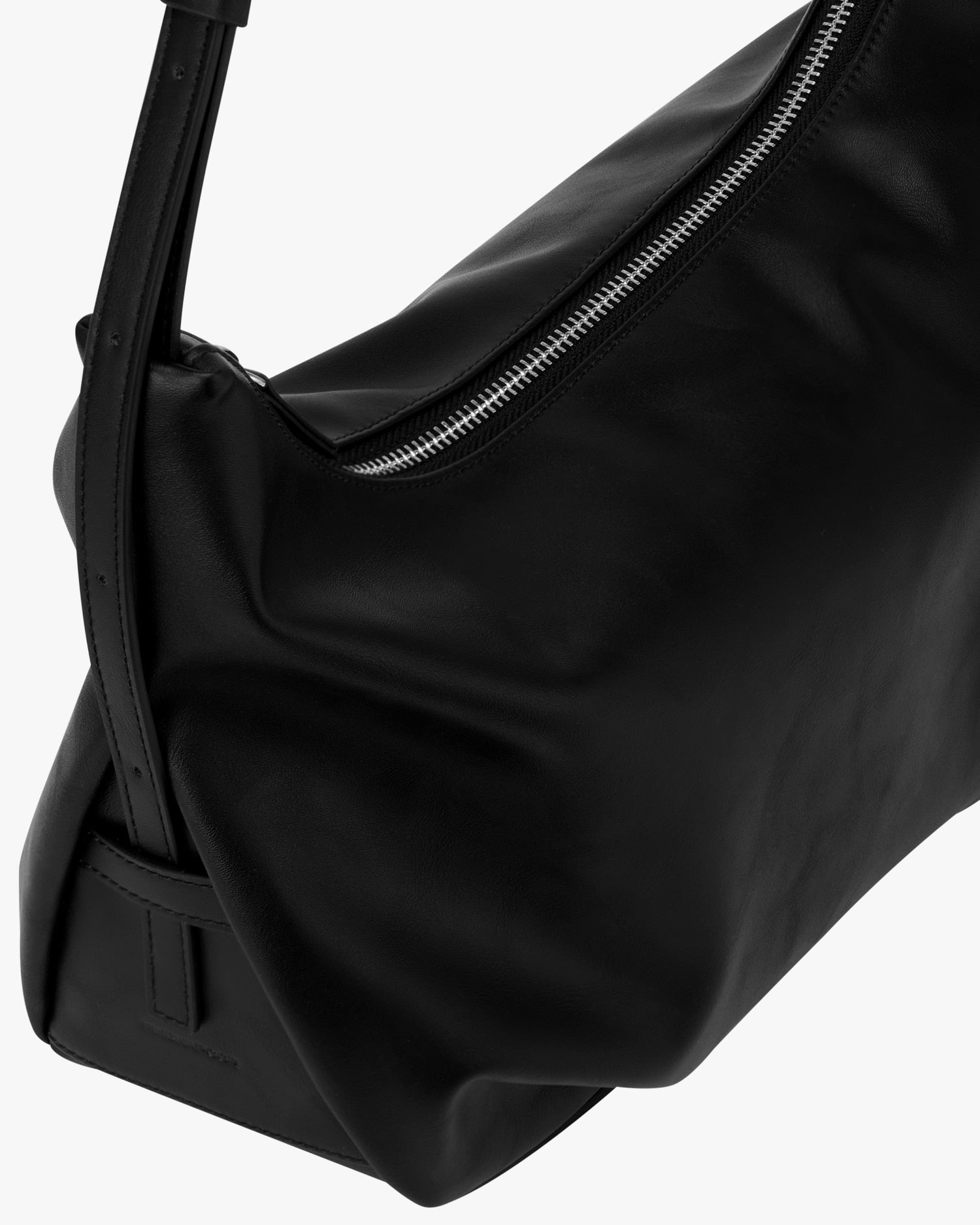 PILLOW PUFFER BAG 30 - BLACK