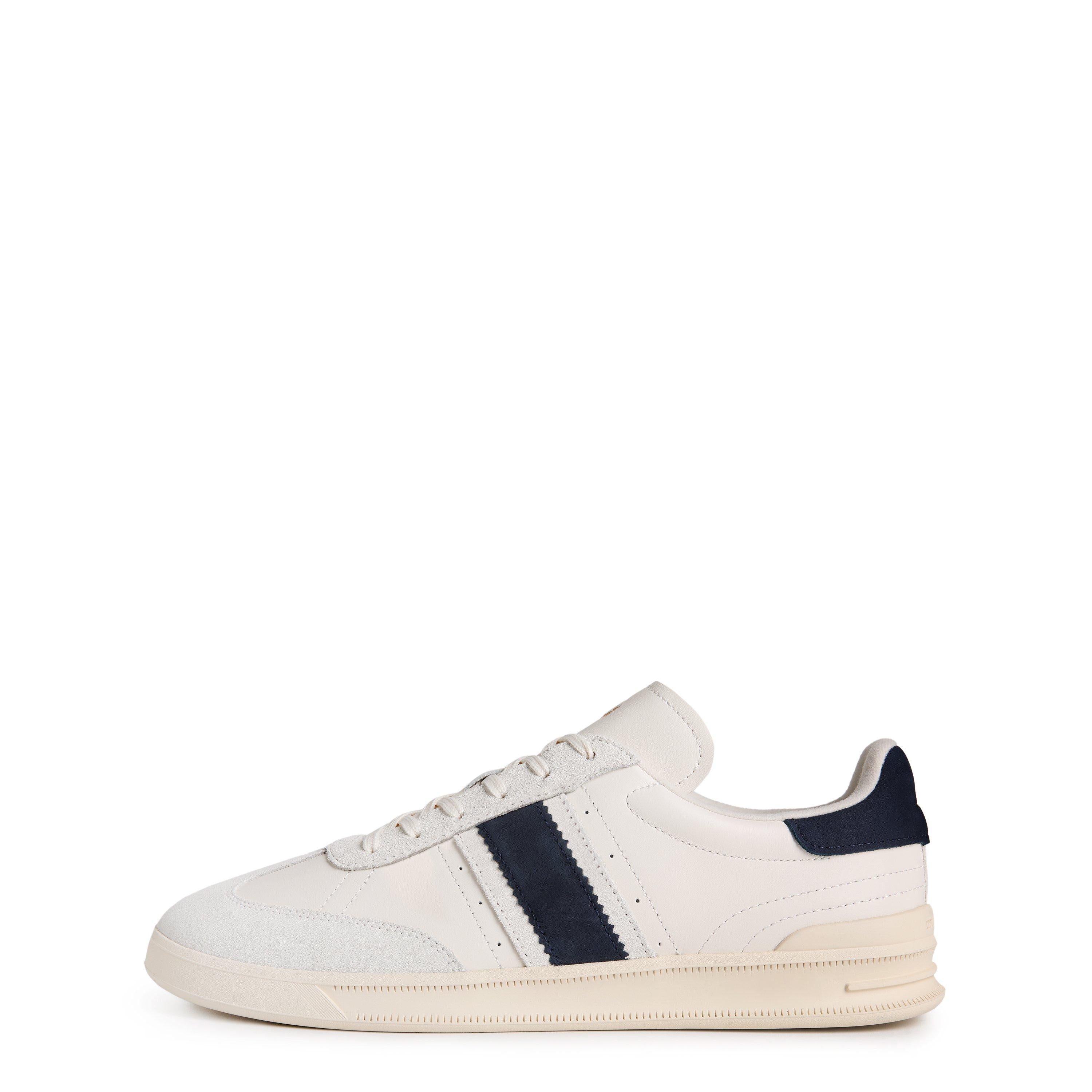 Heritage Aera Low Trainers