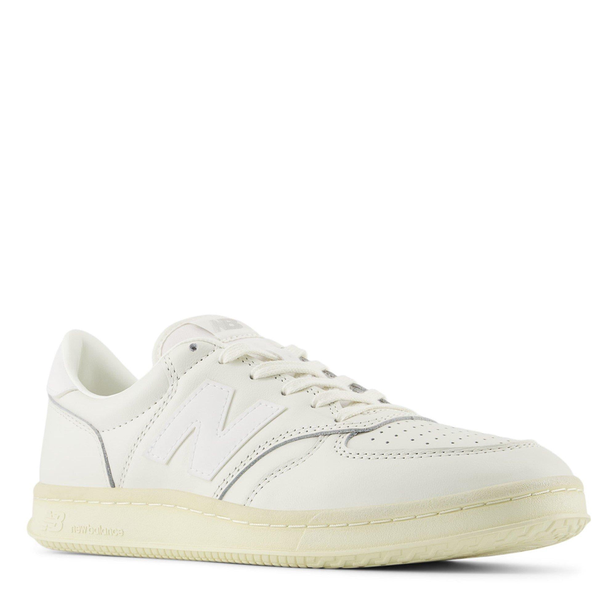 New Balance T500 Trainers