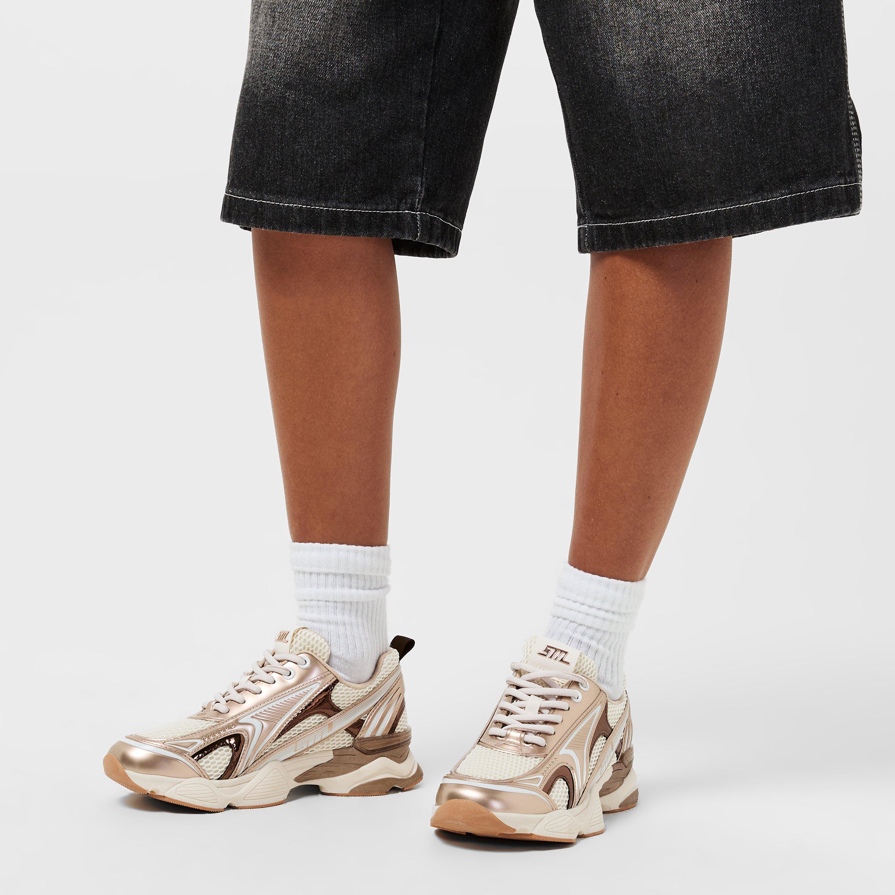 Heritage Low-Top Trainers