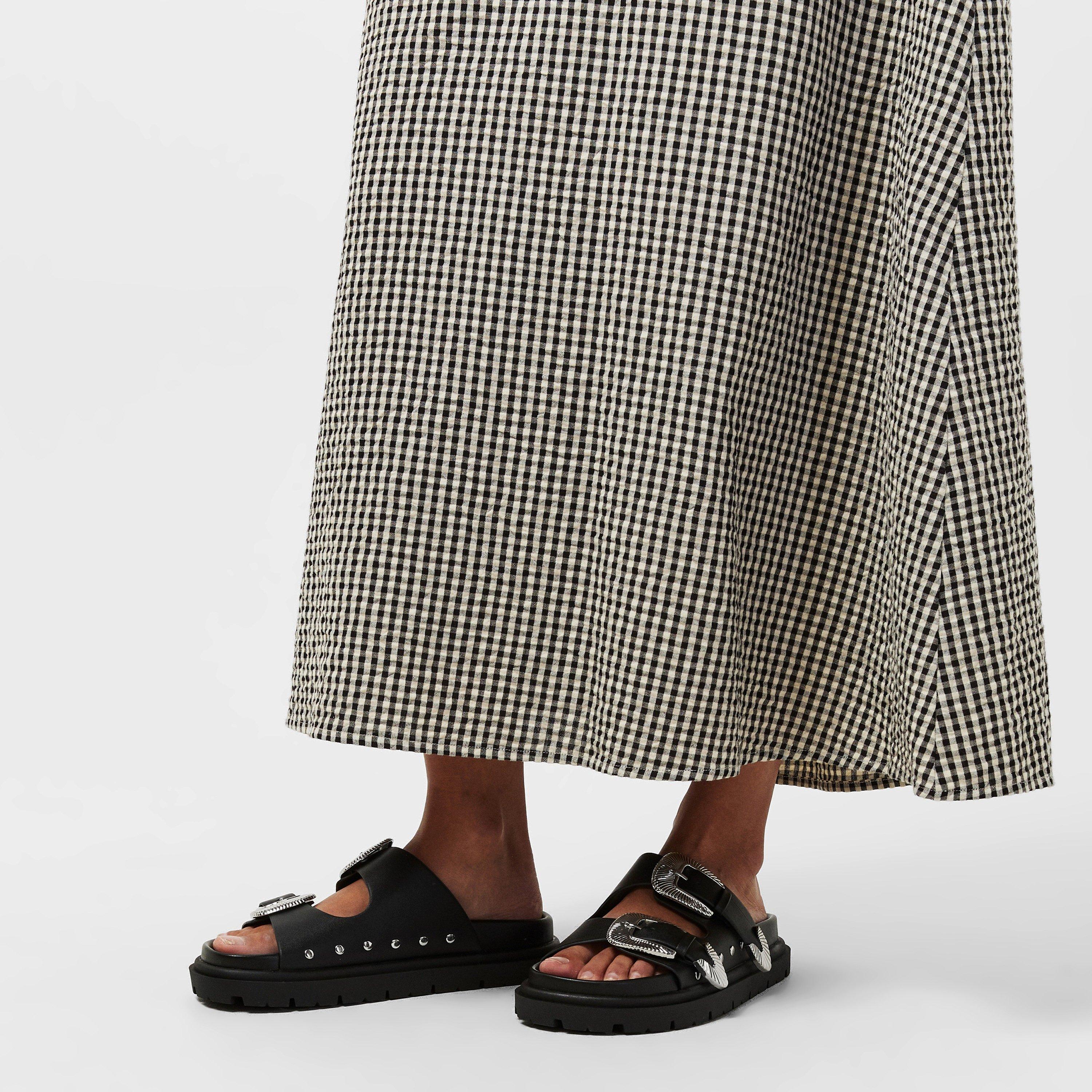 Outcast Adjustable Lightweight Flatform Sandals