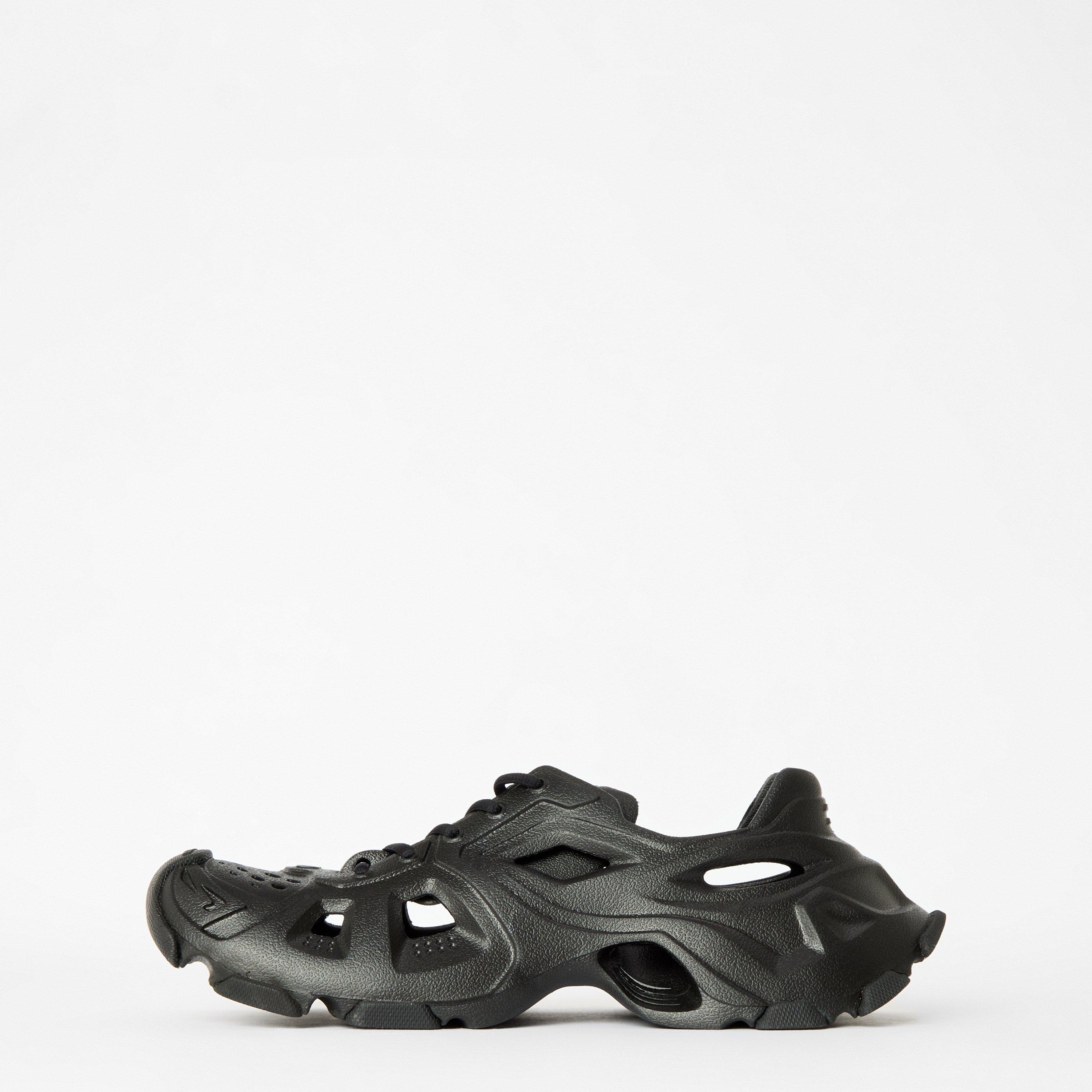 HD Rubber Low Top Sneakers