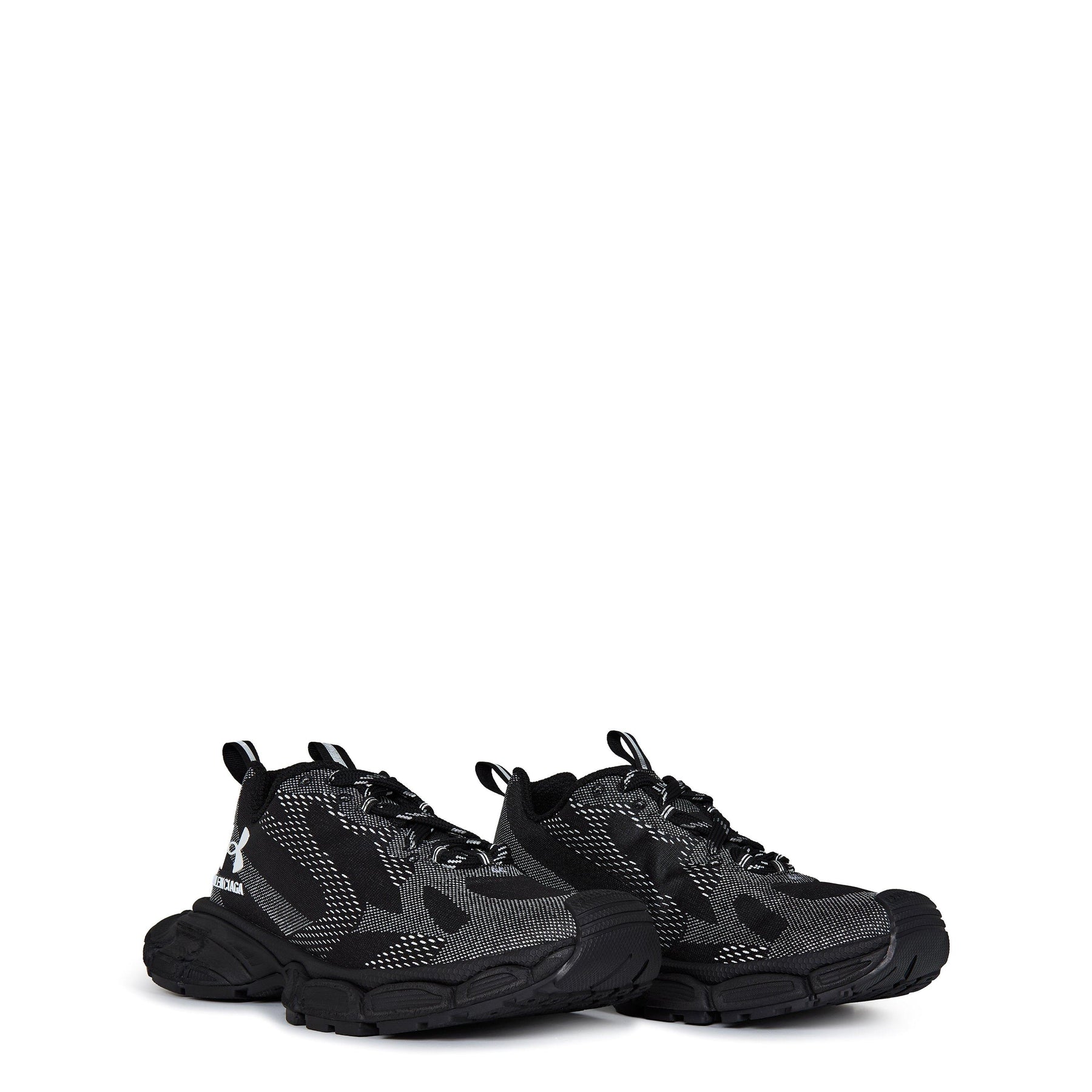 X Under Armour 3xl Sneakers