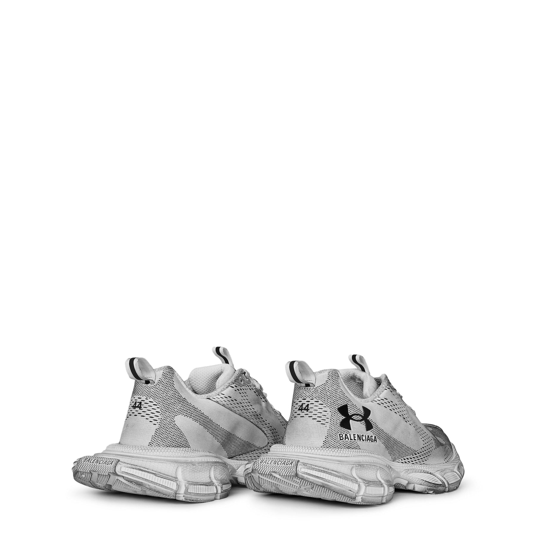 X Under Armour 3xl Sneakers