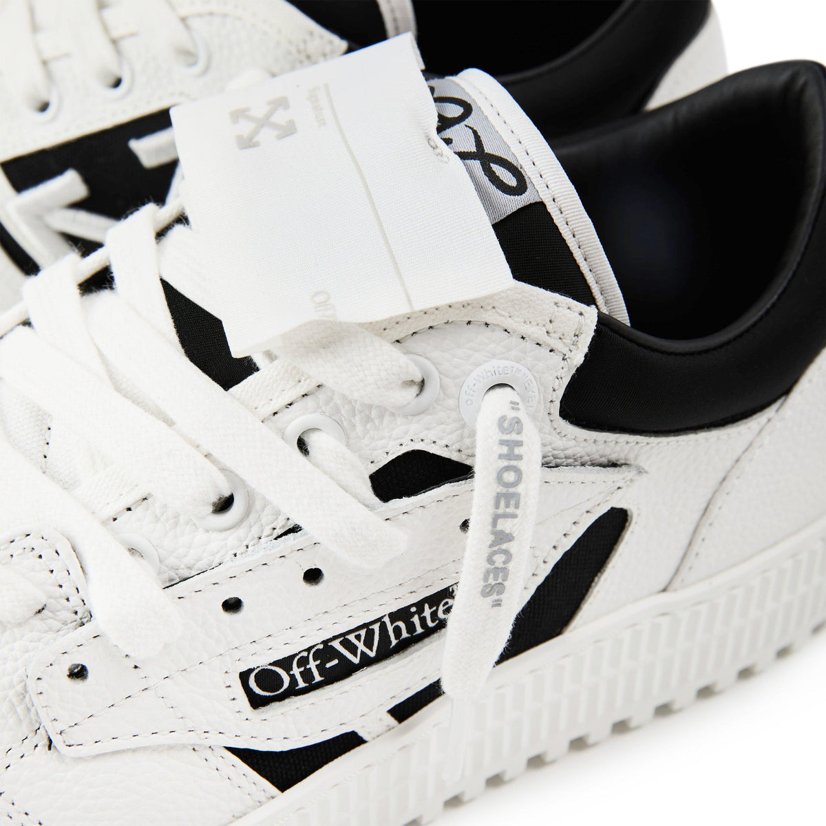 3.0 Court Low Eye-catching Silhouette Trainers