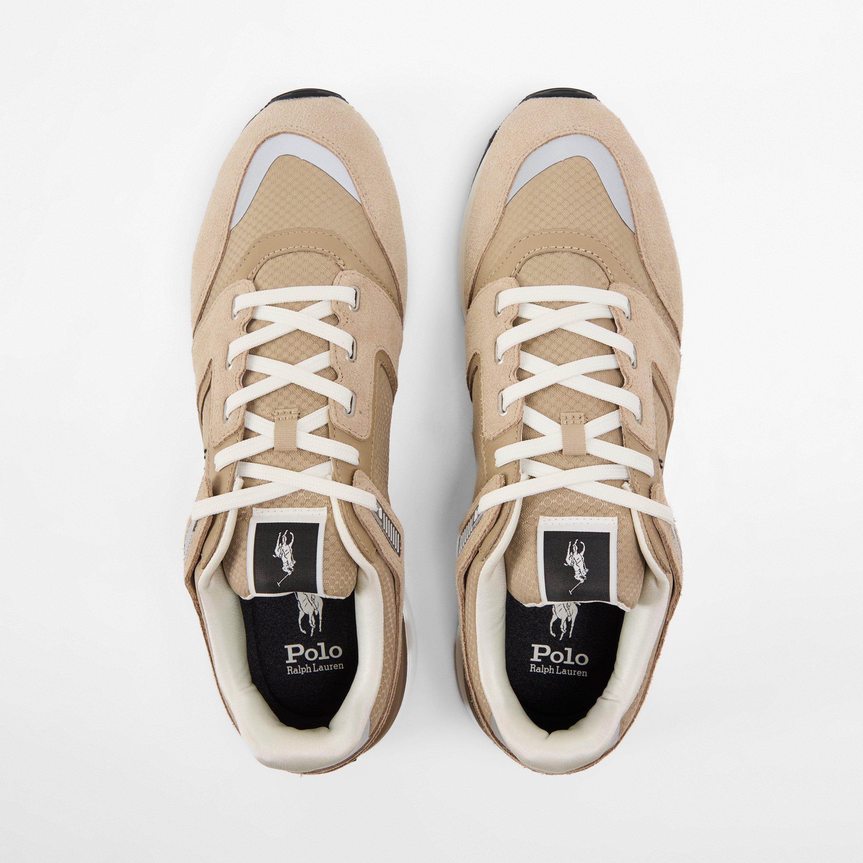Train 89 Low-Top Trainers