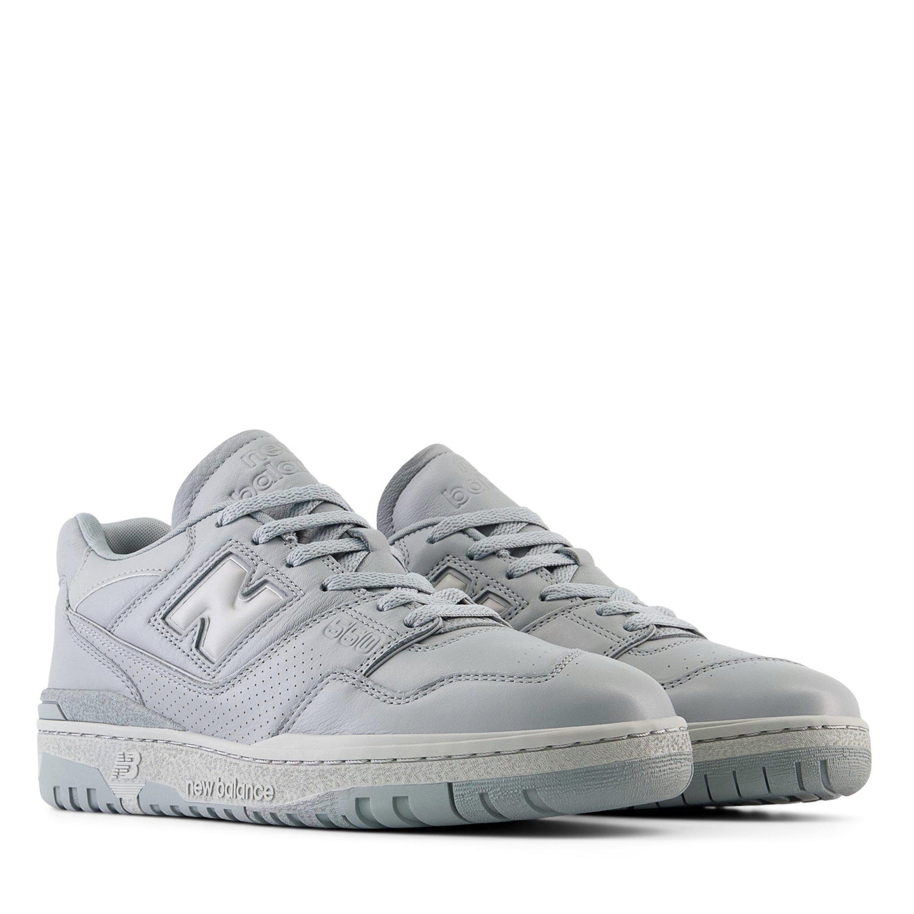 Nb 550 Monochrome Sneakers Mens