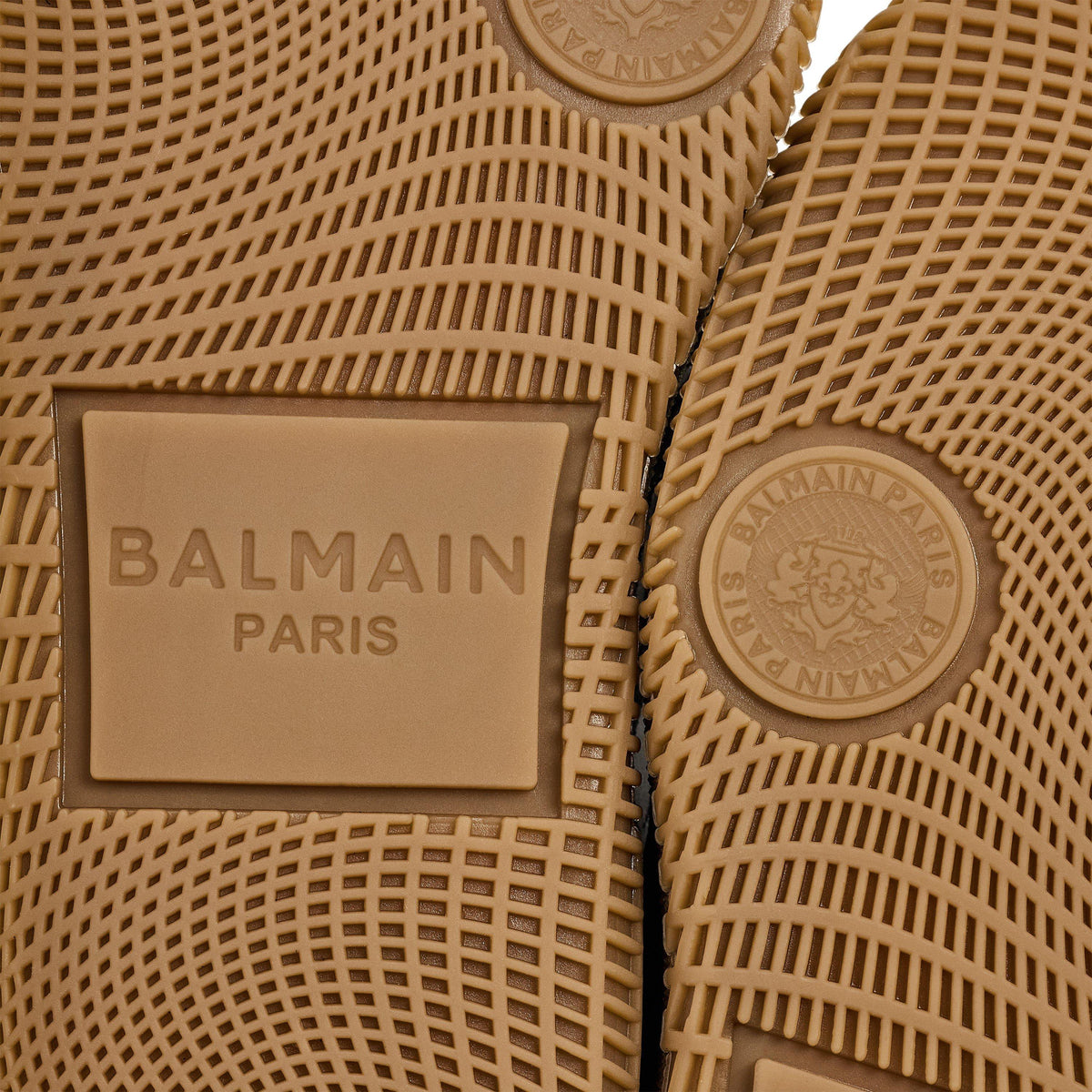Balmain Swan Sneaker Sn64