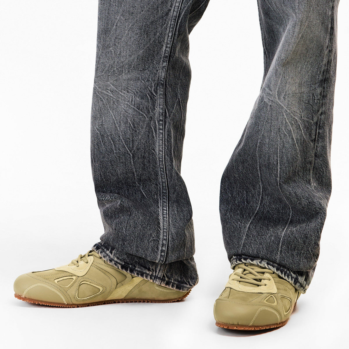 Slow Runner Low-Top Trainers