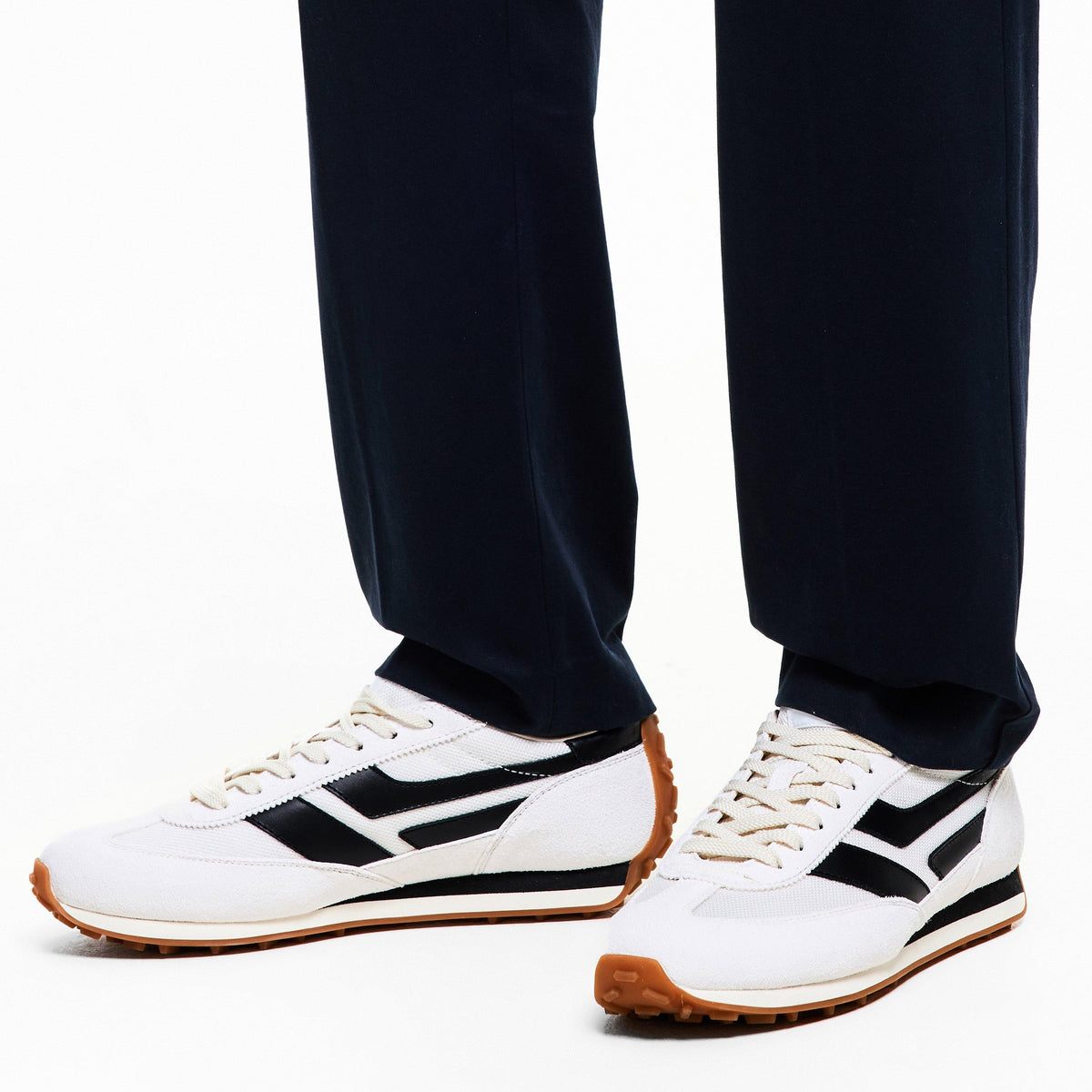 TF Mick Low-Top Trainers