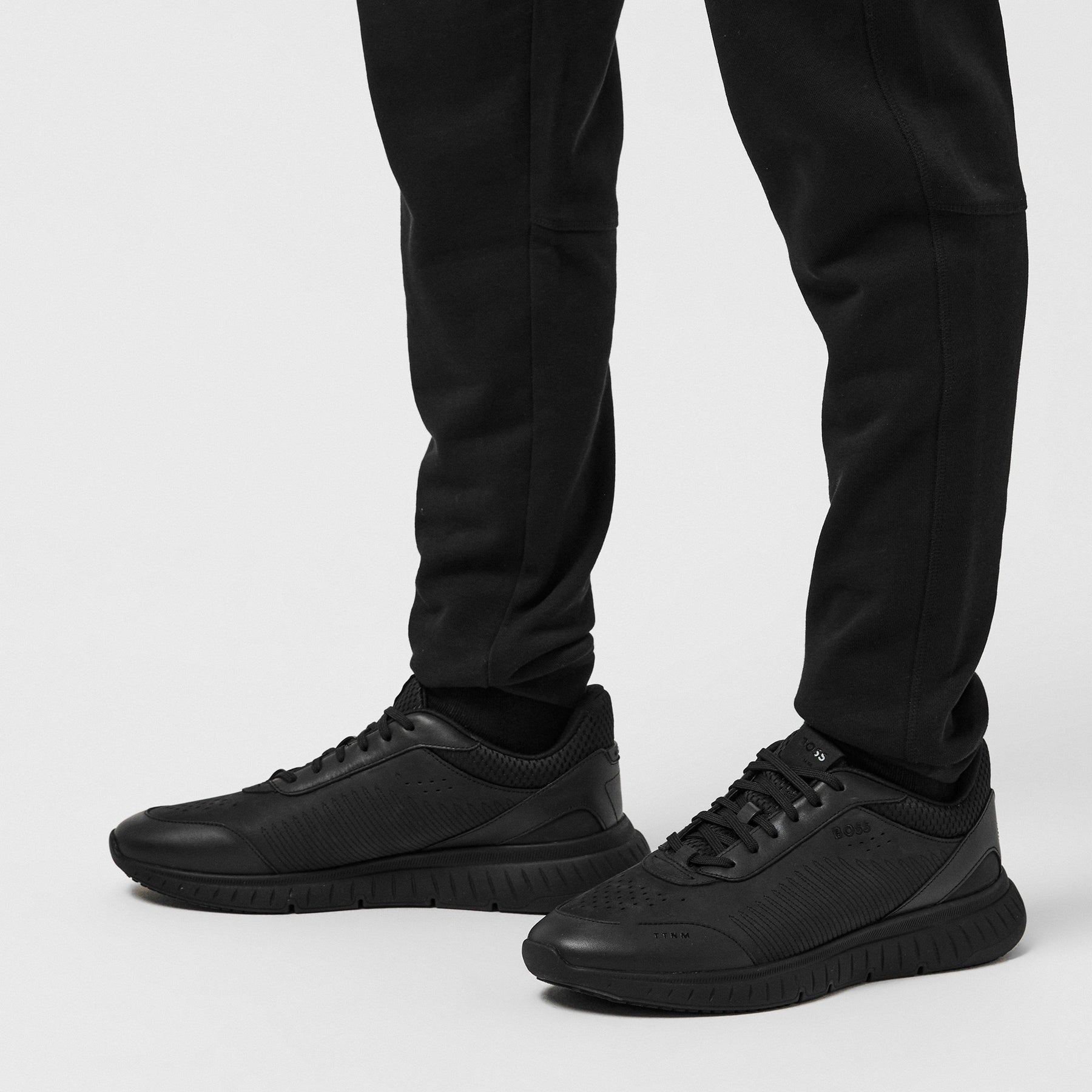 Titanis Trainers