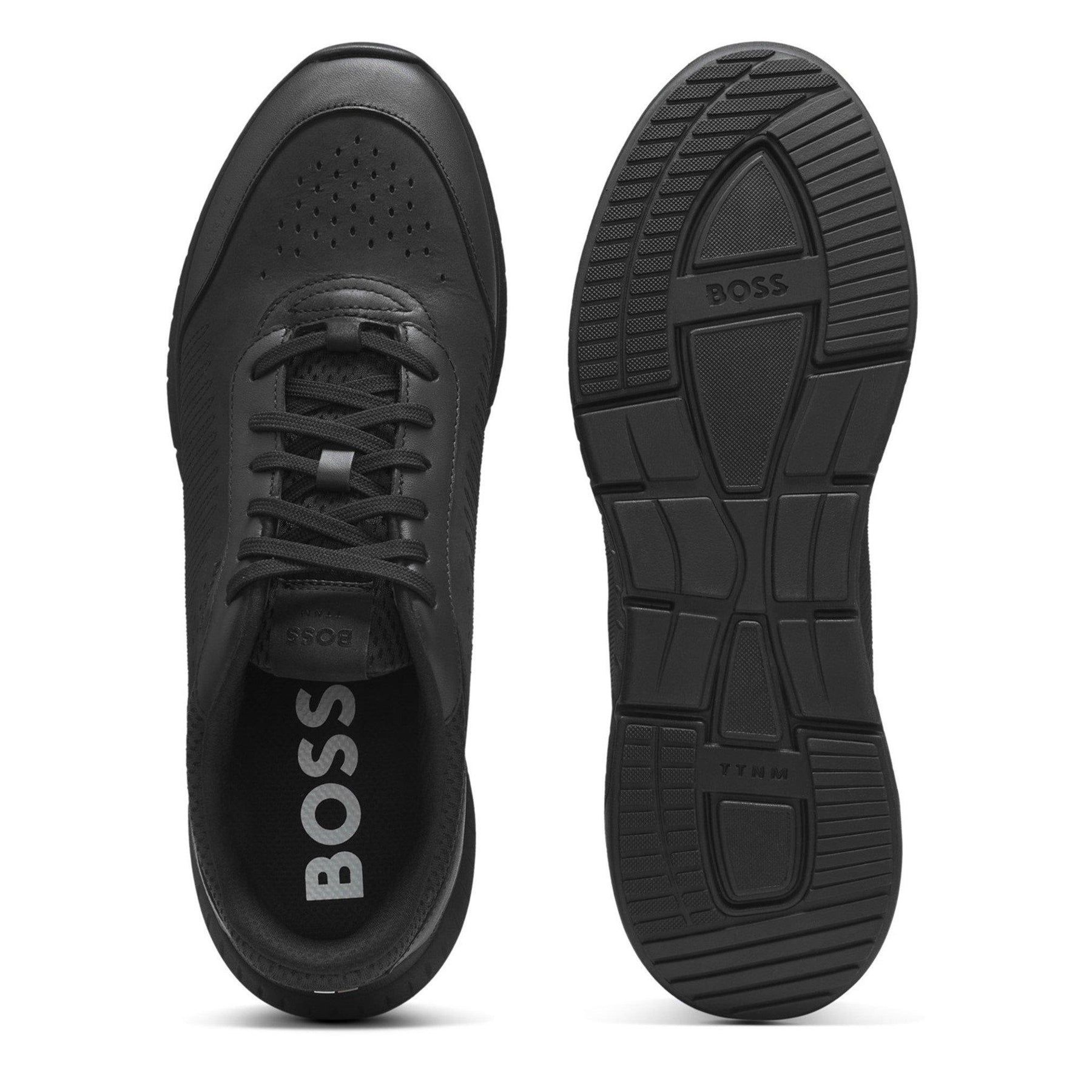 Titanis Trainers