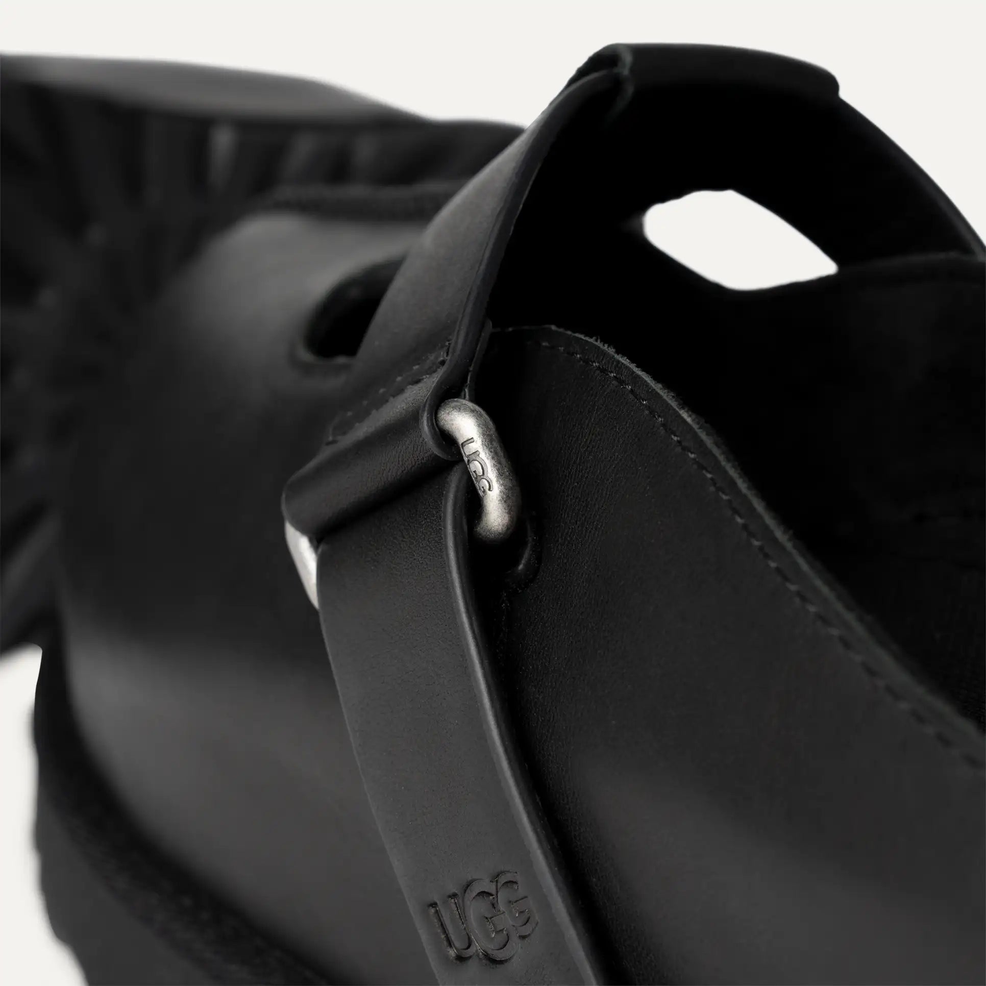 Goldenstar Hi Clog – Elevated Comfort with Bold Leather Style