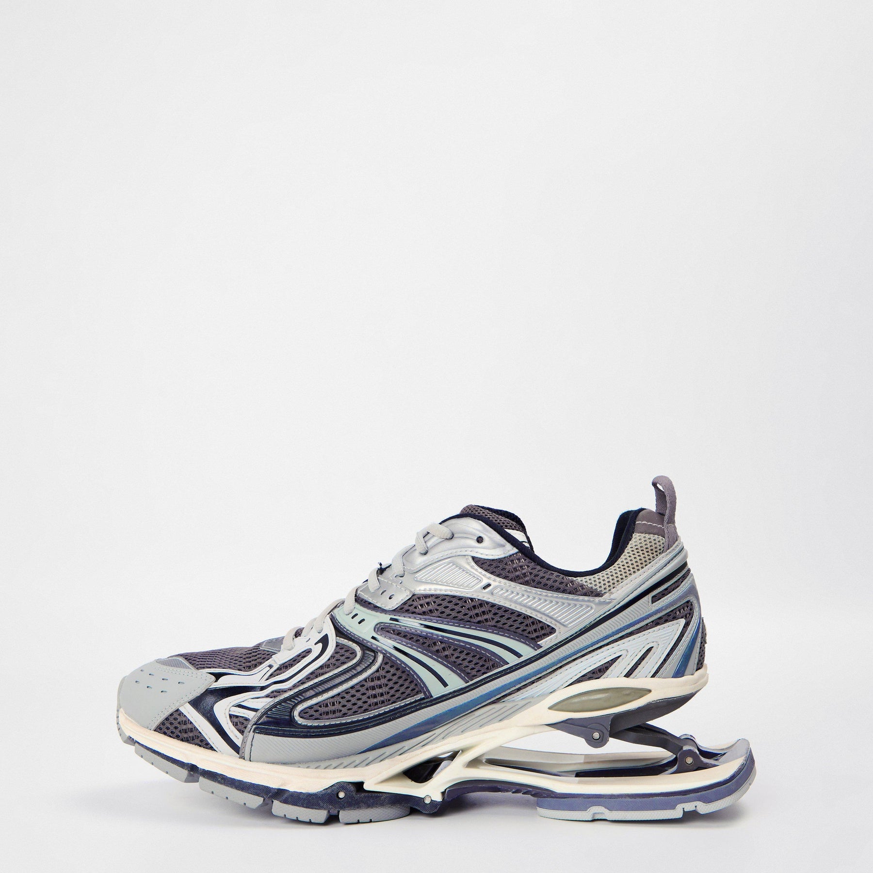 X-Pander Sneaker