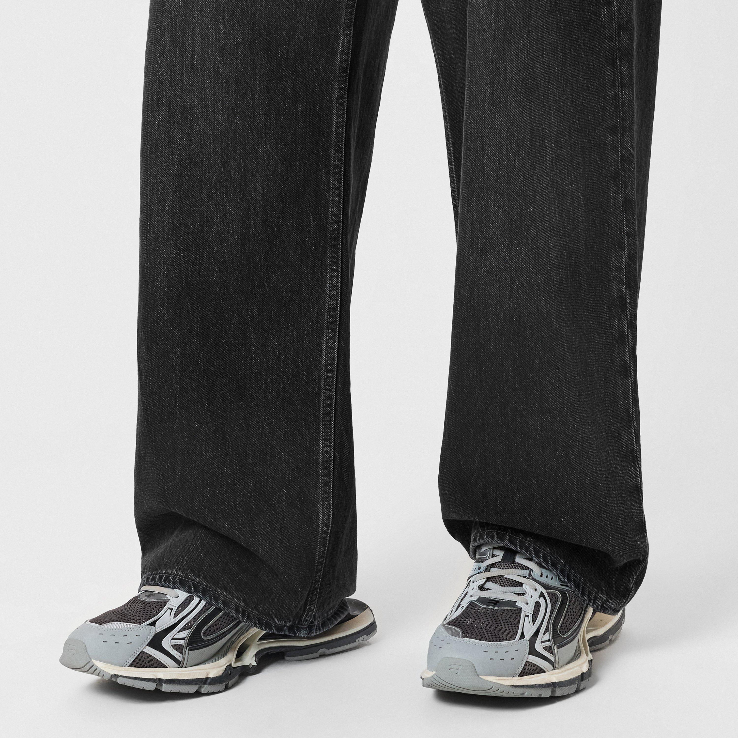 X-Pander Sneaker