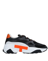 TOD'S SNEAKERS
