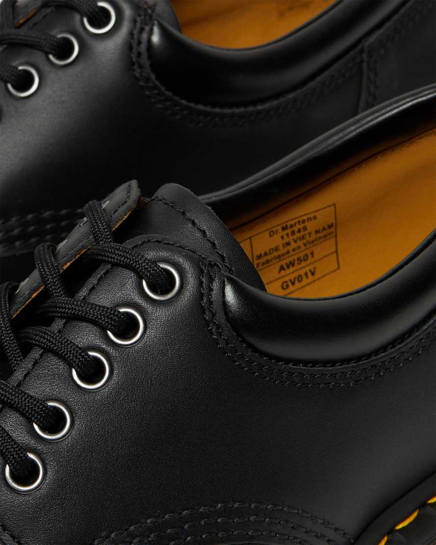 8053 Nappa Leather Casual Shoes — Black