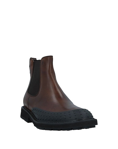 TOD'S ANKLE BOOTS