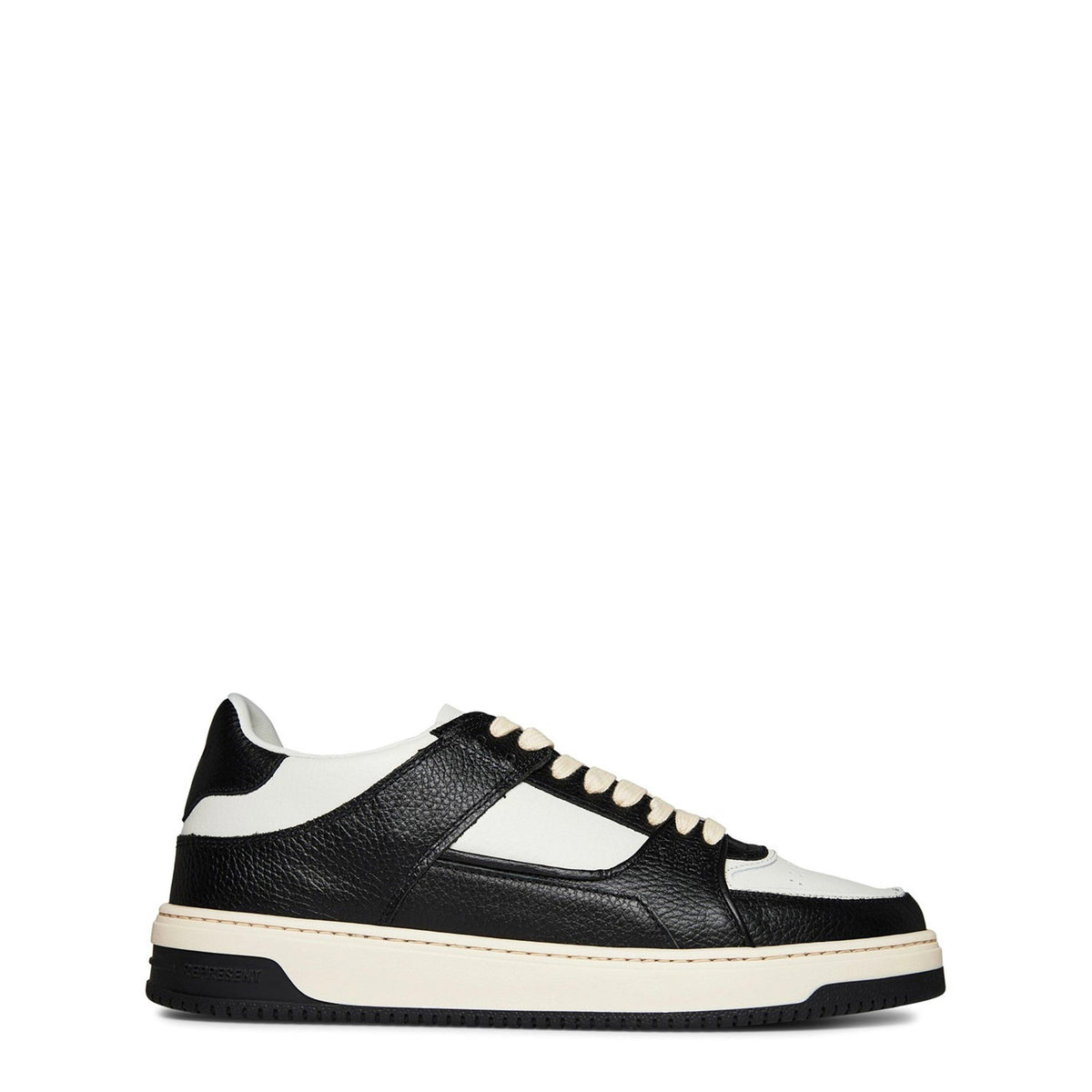 Apex Low Trainers, Two-Tone Design