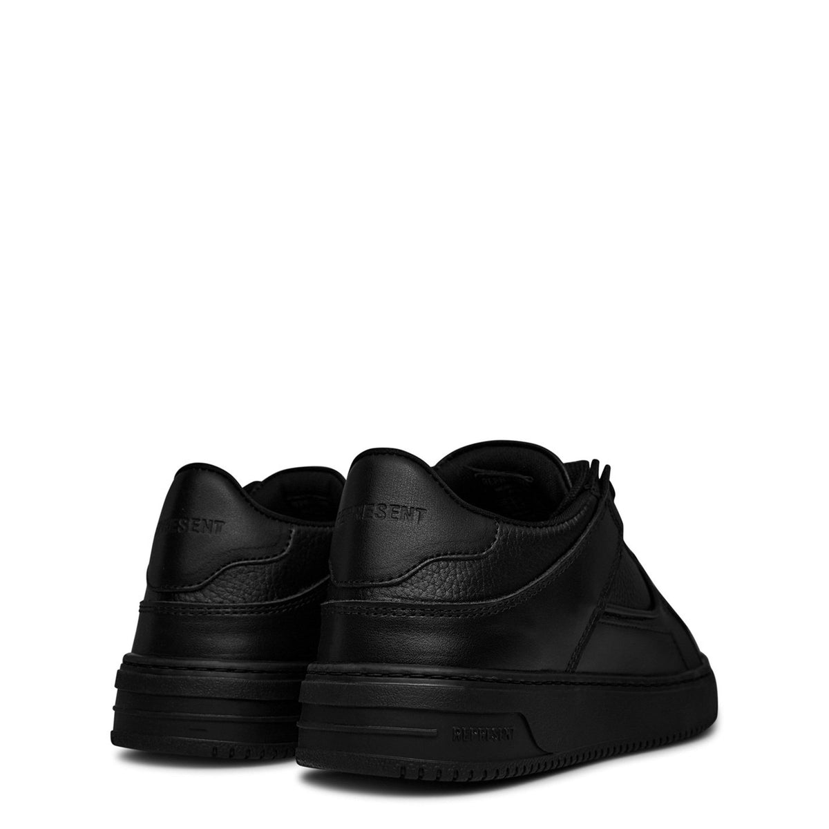 Apex Low Trainers, Two-Tone Design