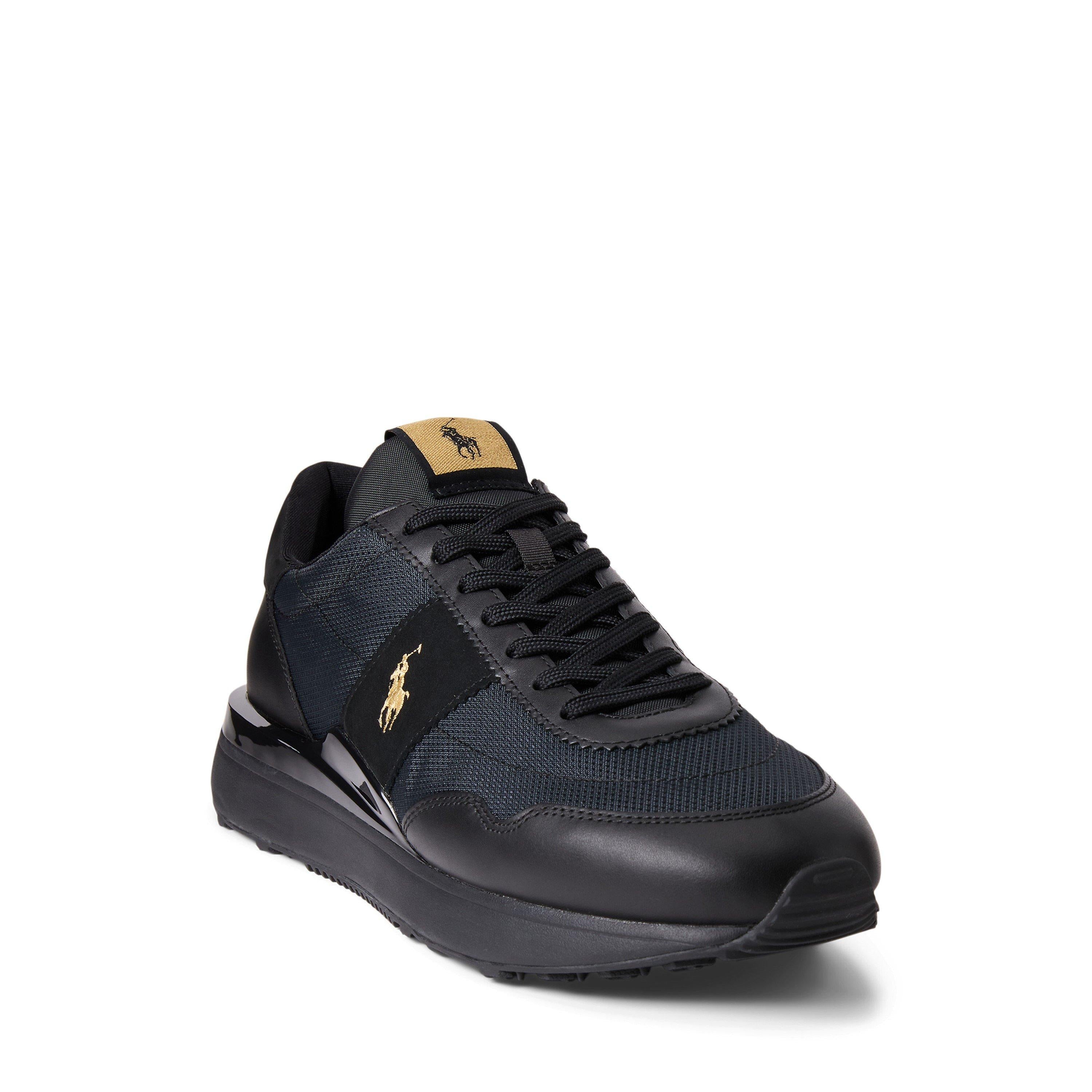 Train 89 Low-Top Trainers
