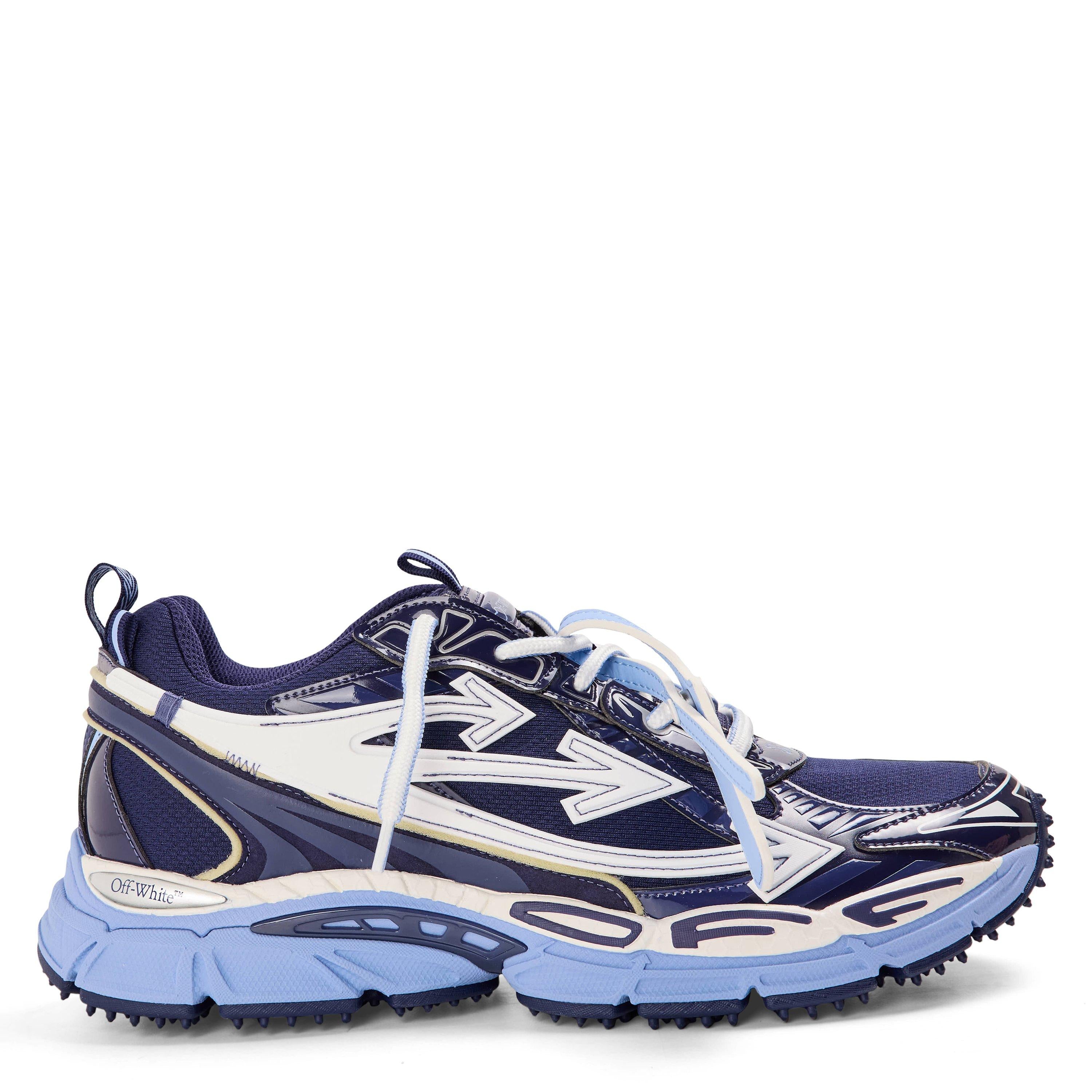 Be Right Back Retro-Inspired Comfort Sneakers