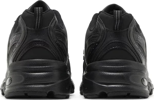 New Balance 530 Triple Black Leather