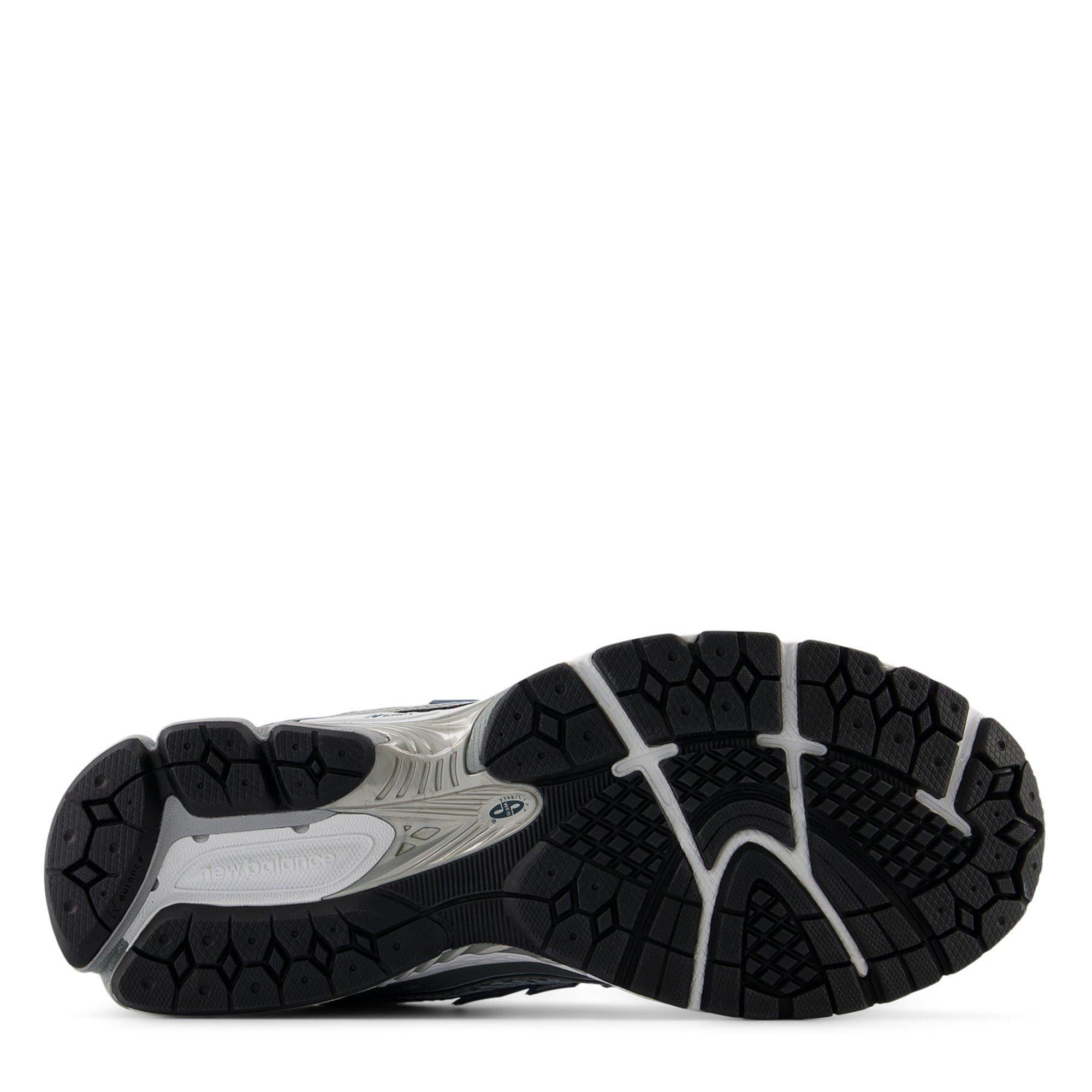 New Balance 1906 Trainers Womens