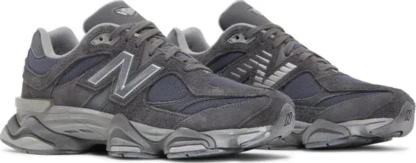 New Balance 9060 Magnet