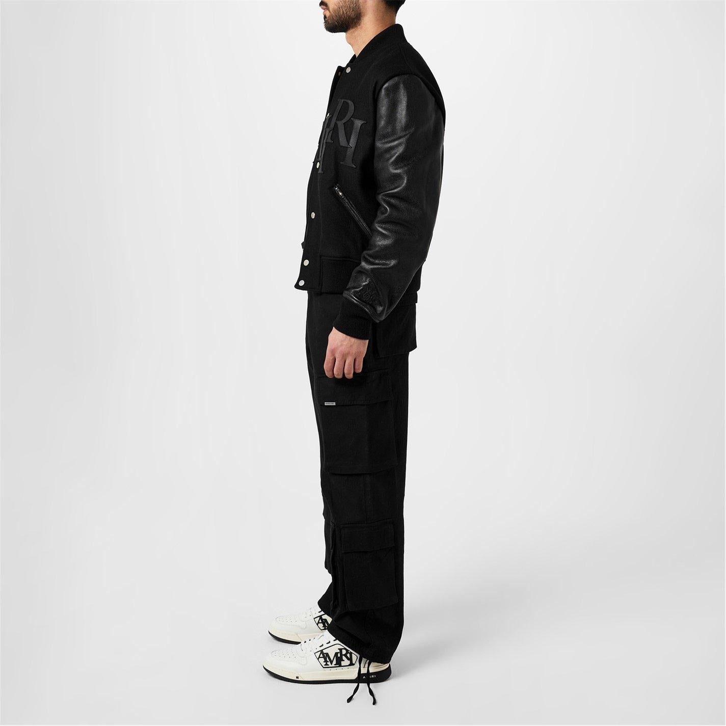 Classic Low Sneakers