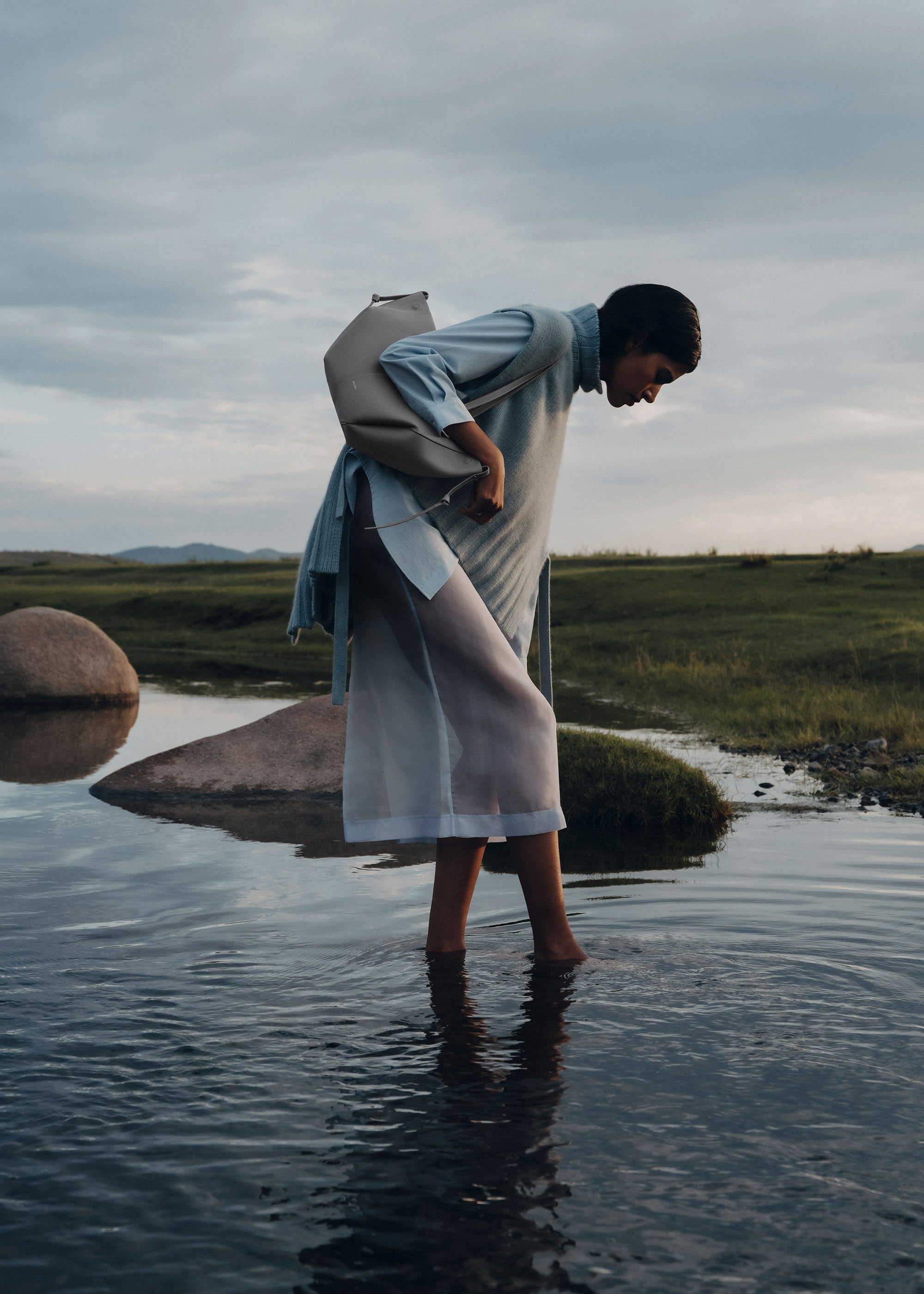 Cyme Mini - Textured Stone