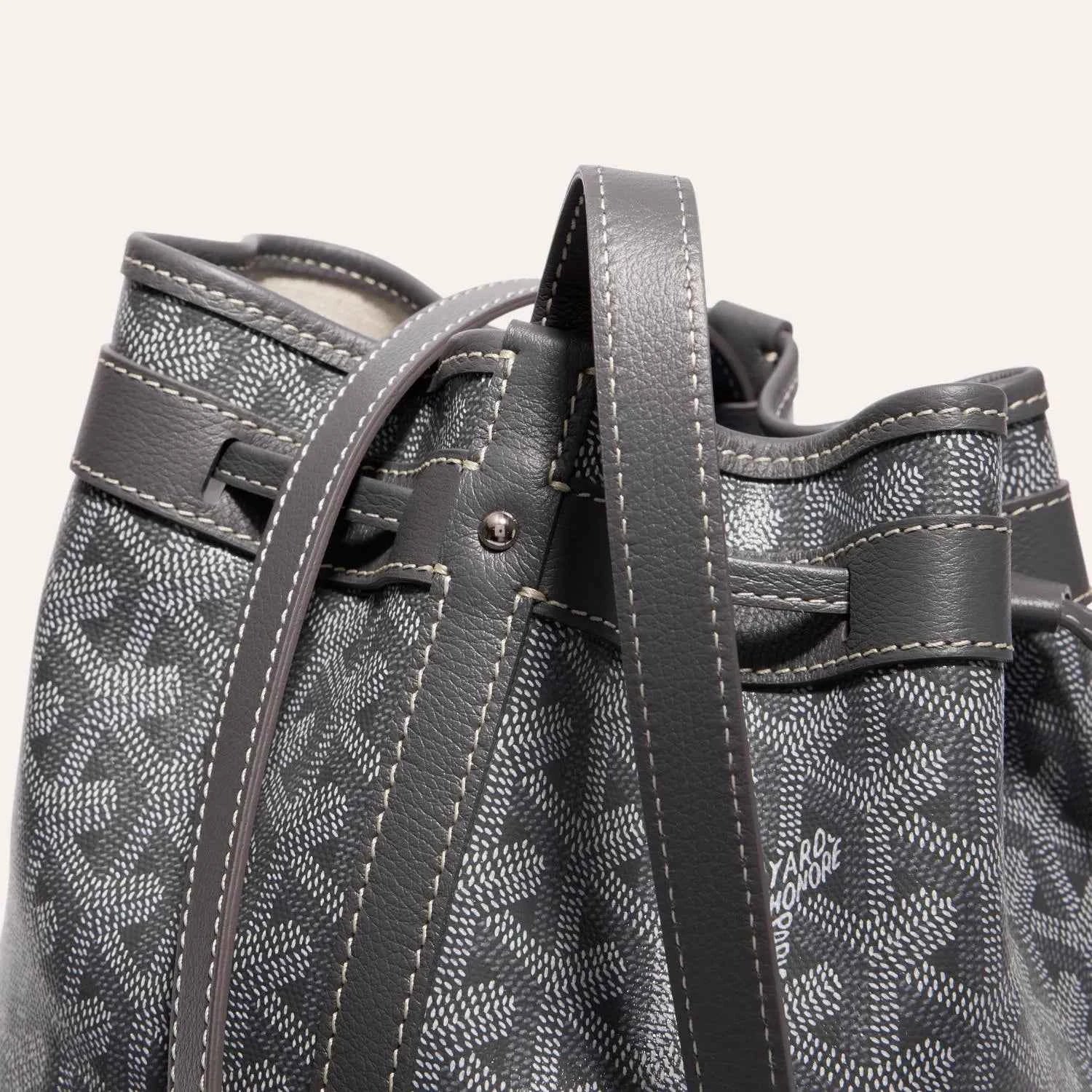 Petit Flot Bucket Bag PM