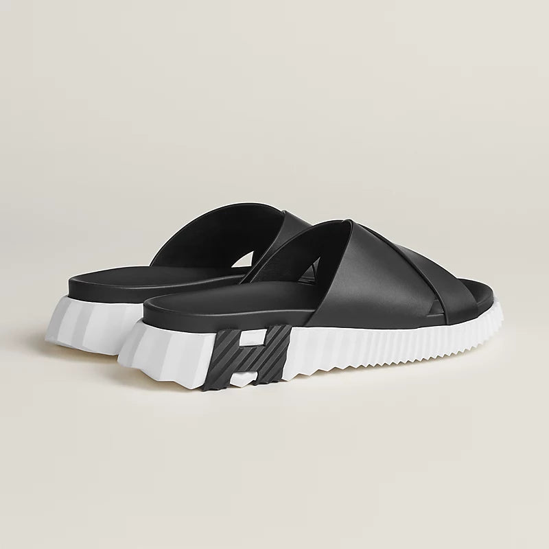 Infra sandal in Noir