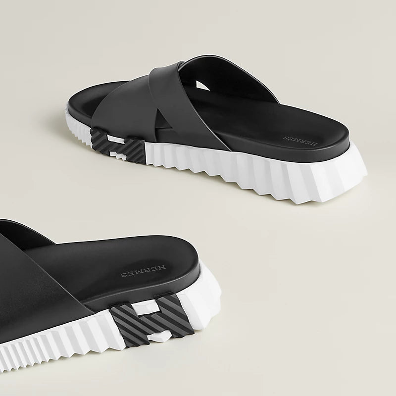 Infra sandal in Noir