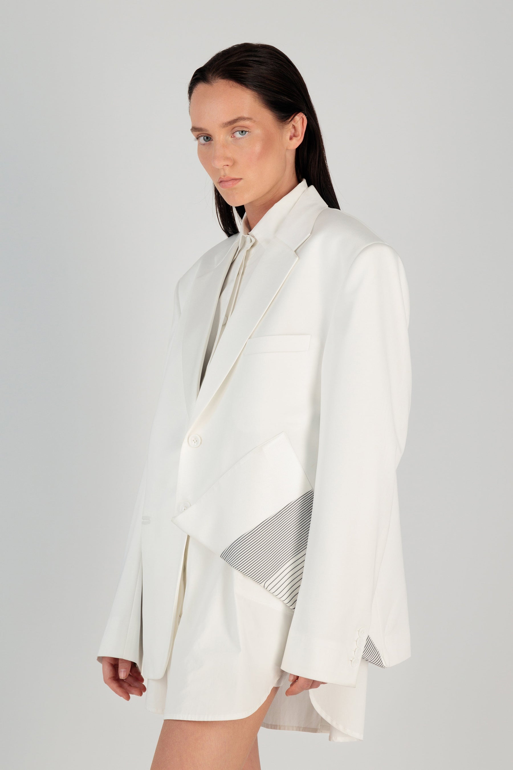 FOLD OVER SILK BLAZER