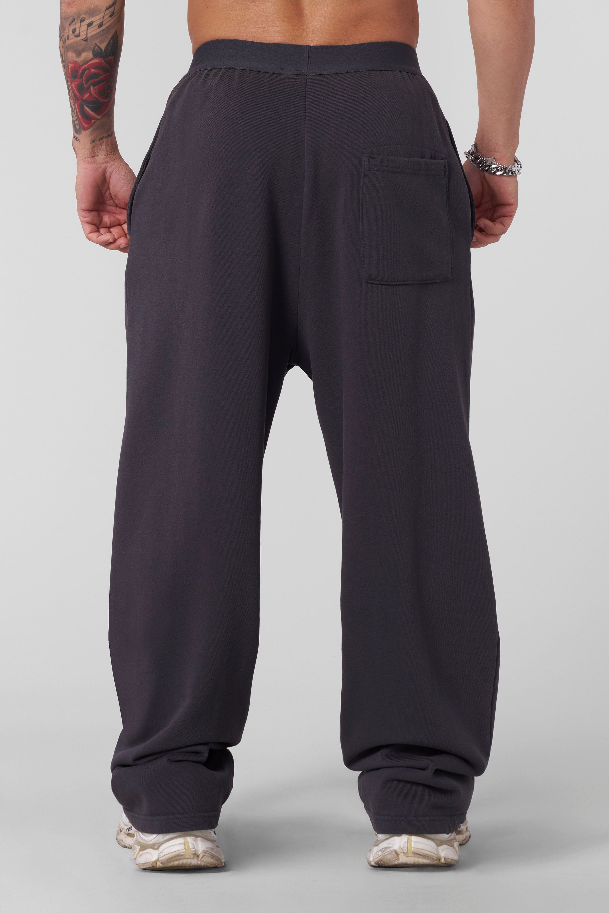 2009 - Faith Sweats