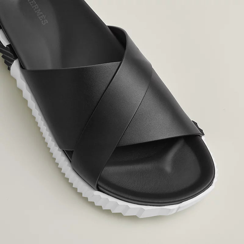 Infra sandal in Noir