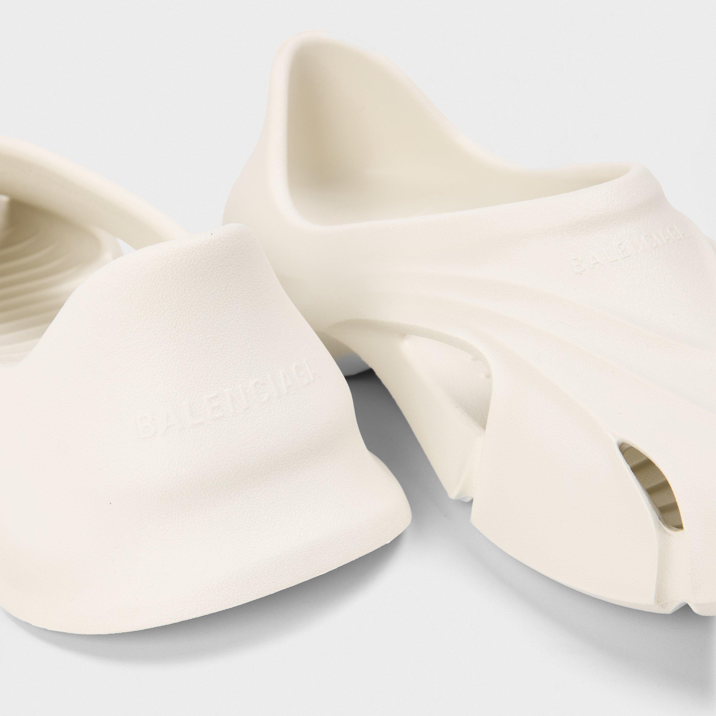 Mold Closed Sandals