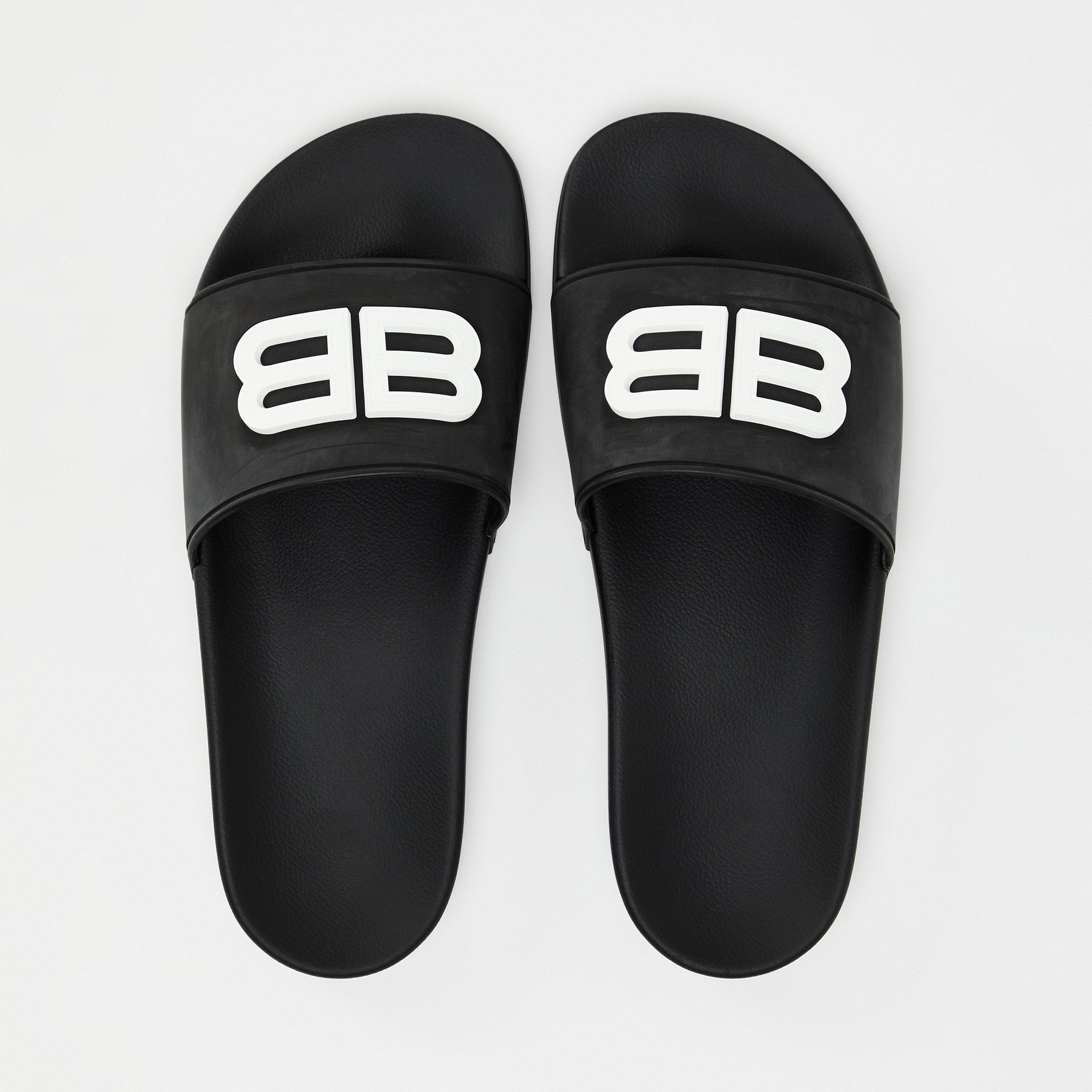 Men's Pool Shoes