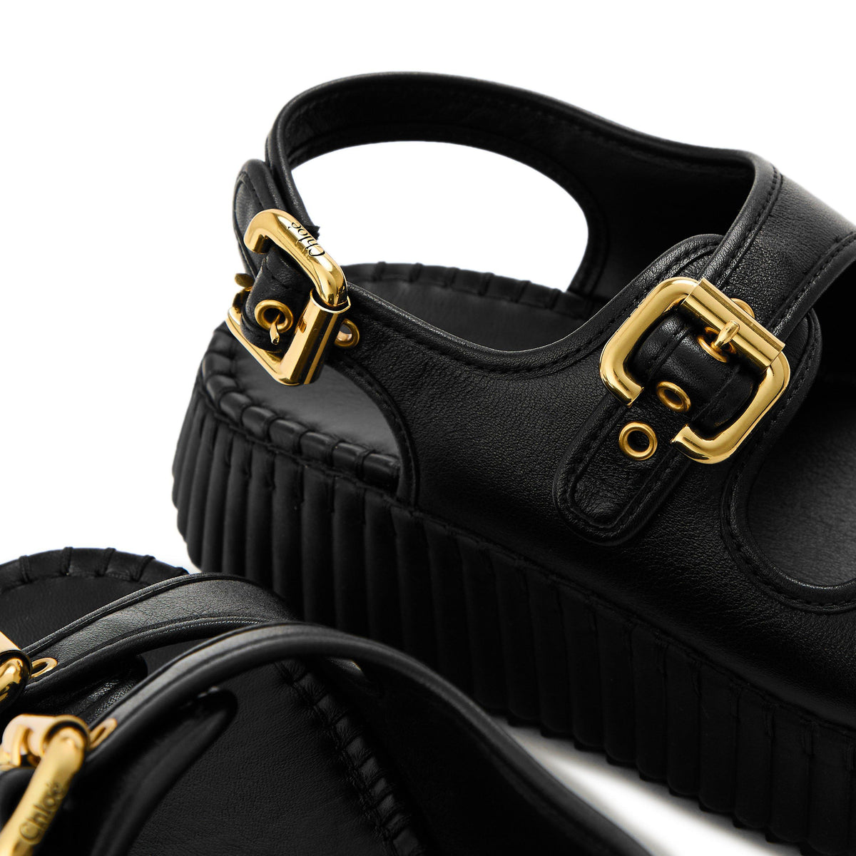 Nama Flatform Sandals