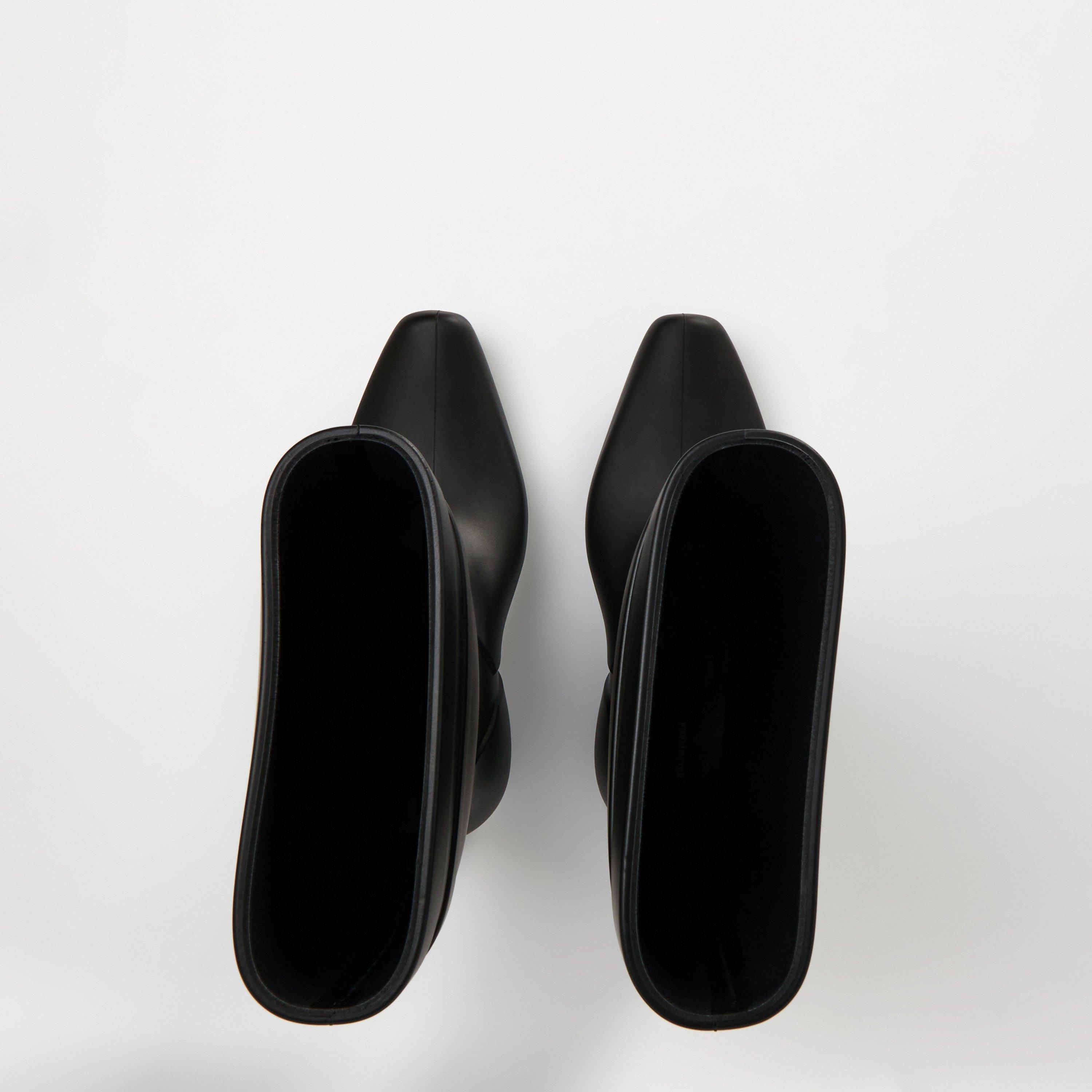 Structured Ankle Heeled Boots