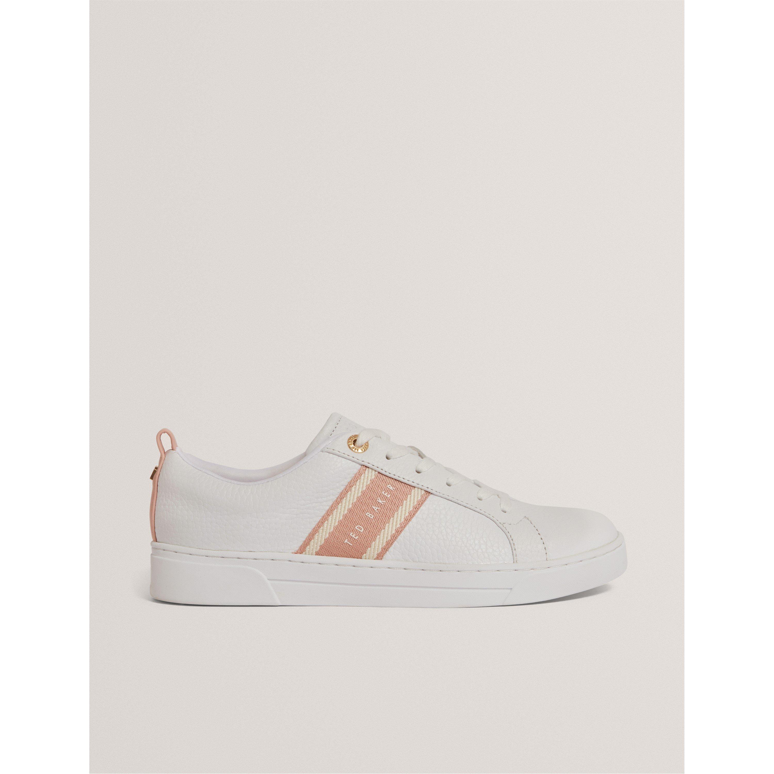 Low-Top Trainers