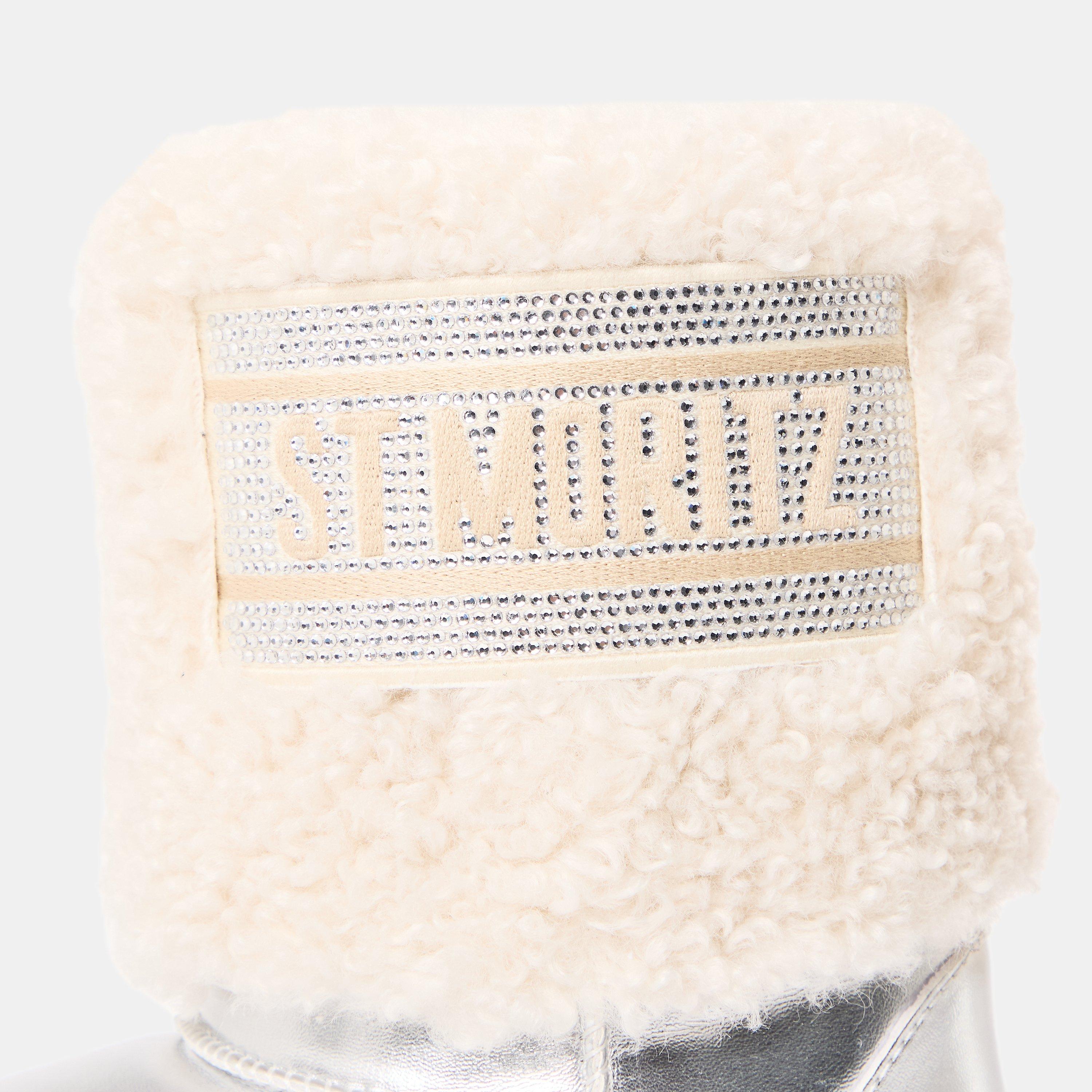 St. Moritz Snug Boots