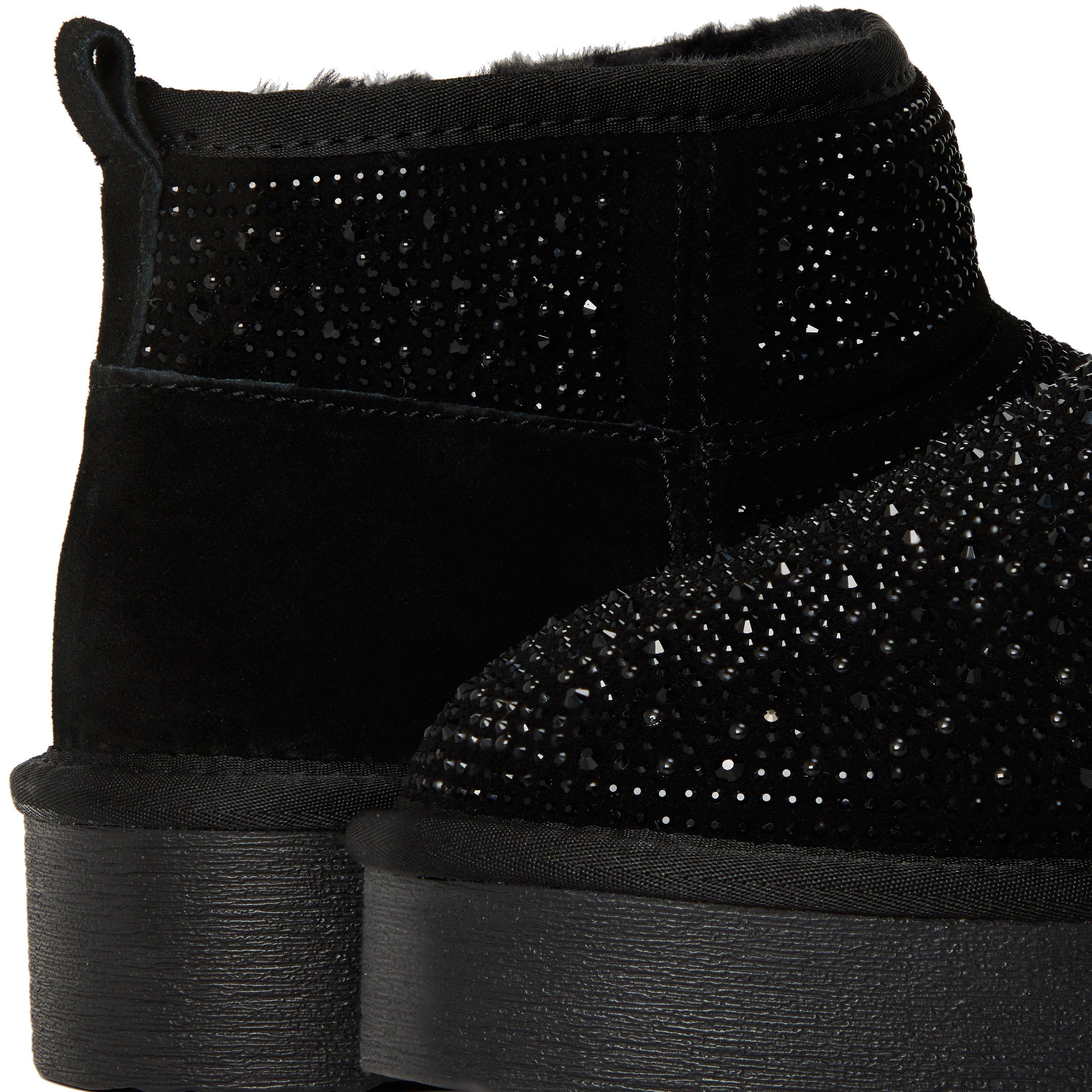 Clydes Snug Boots