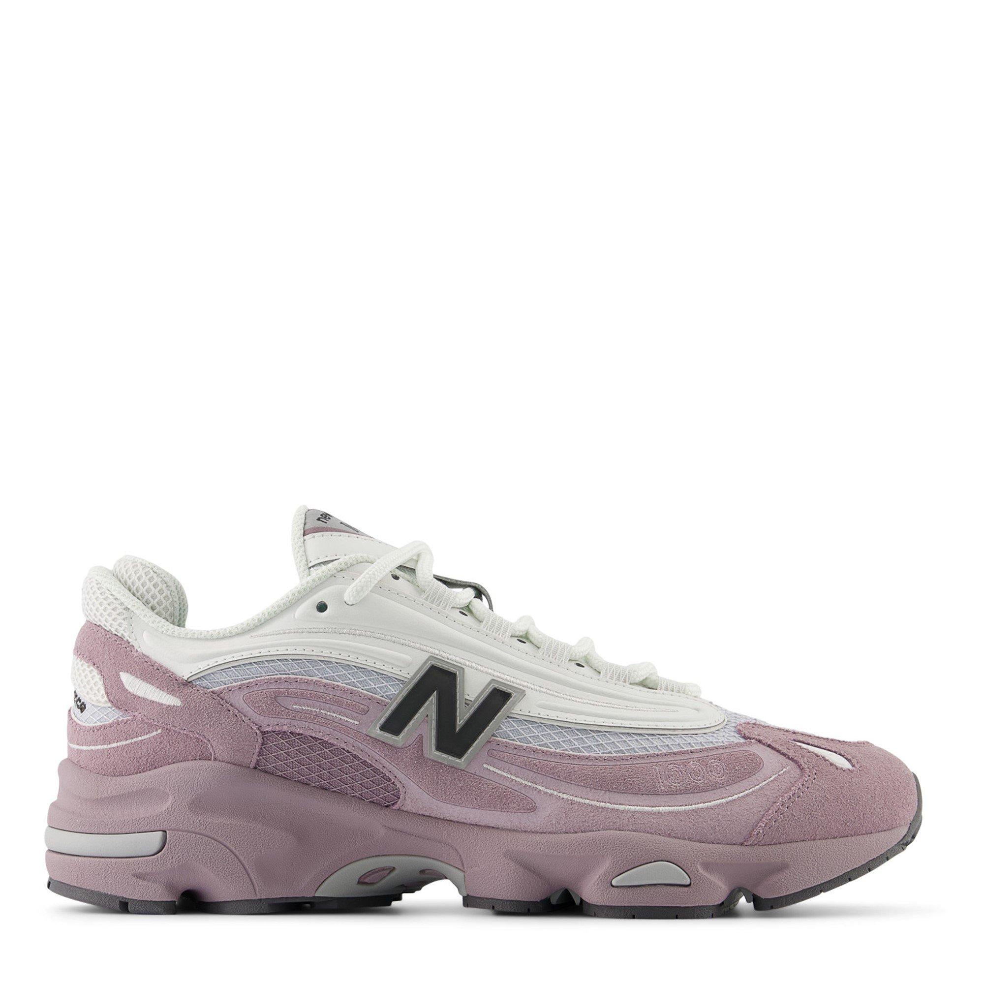 1000 Sneakers