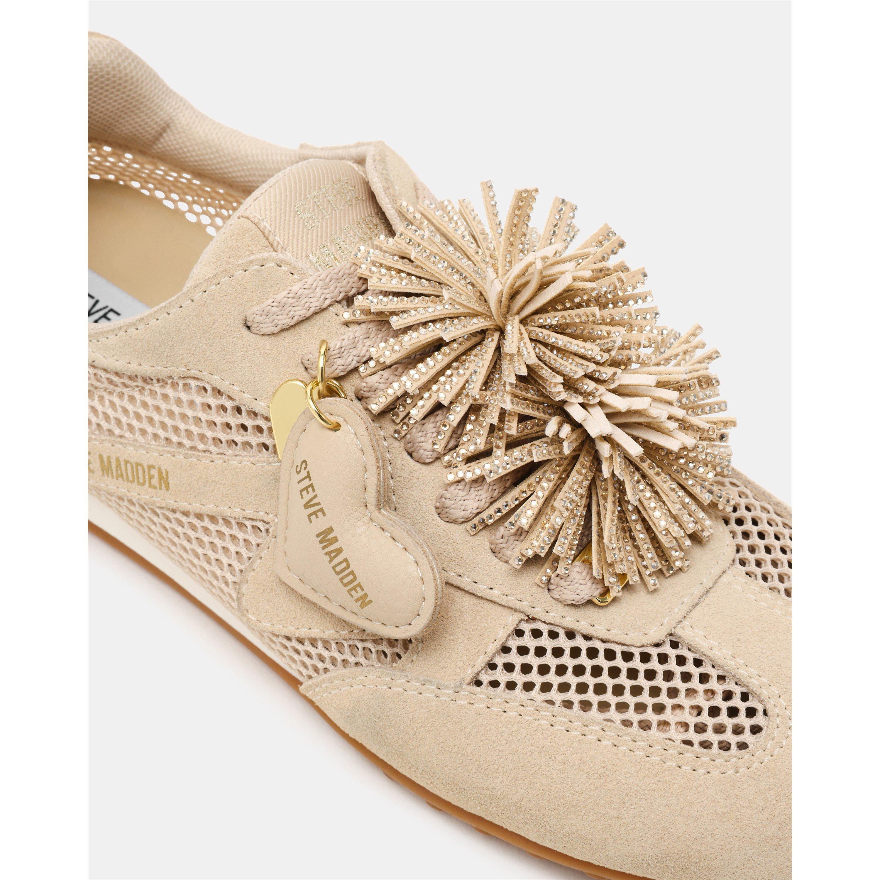 Low-Top Trainers