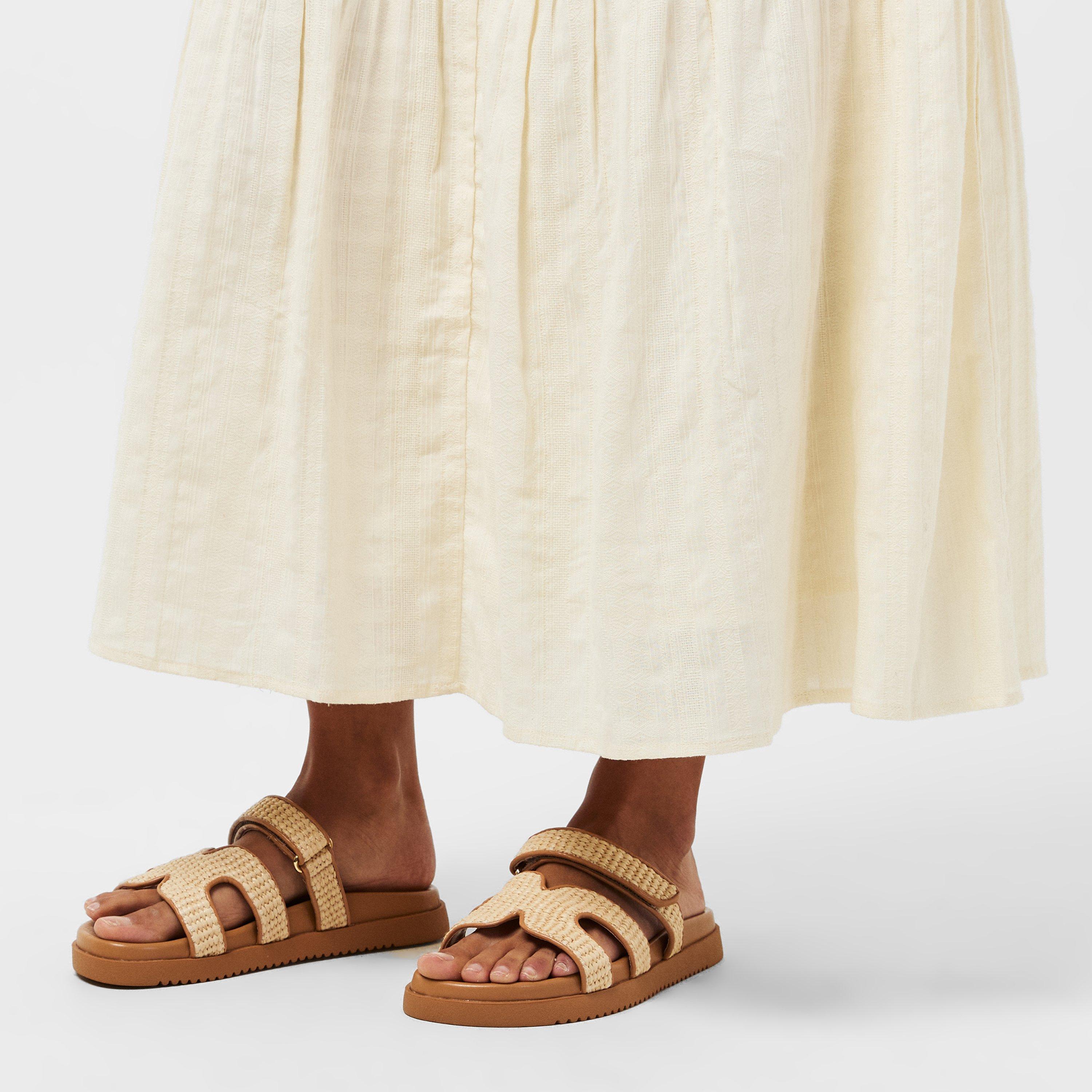 Missile Flat Sandals